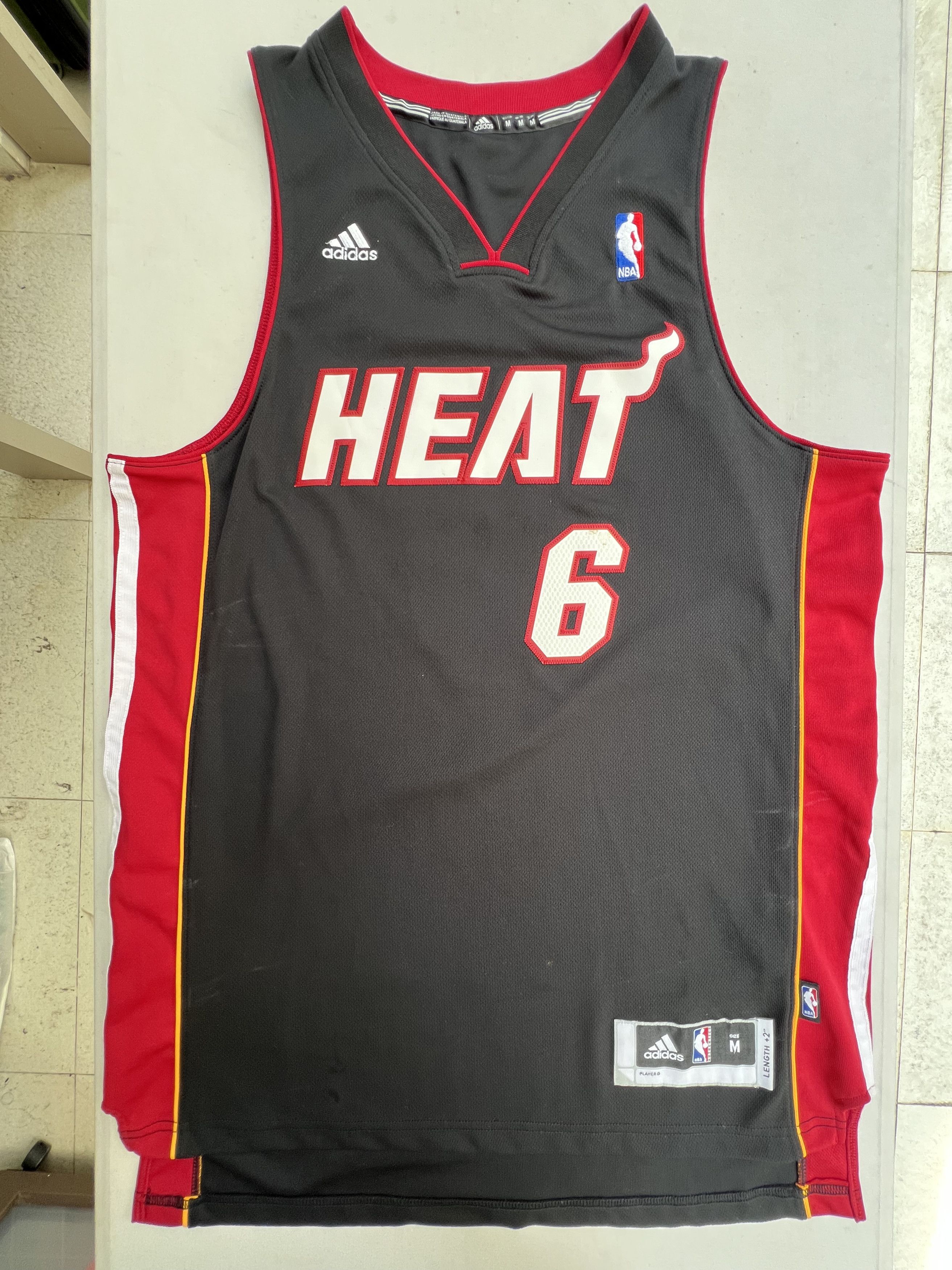 Adidas × NBA LeBron James Miami Heat Black Swingman Jersey Size US M / EU 48-50 / 2 - 1 Thumbnail