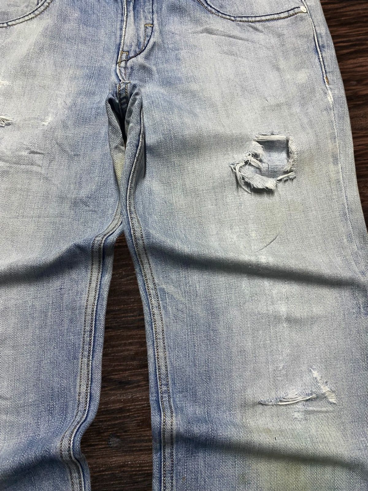 Adidas Vintage Adidas Light Wash Distressed Loose Jeans Size US 33 - 8 Thumbnail