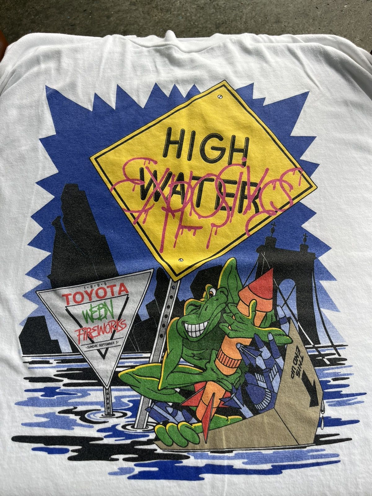 Vintage Vintage TOYOTA WEBN Fireworks High water Explosives 95’s Size US XL / EU 56 / 4 - 5 Thumbnail