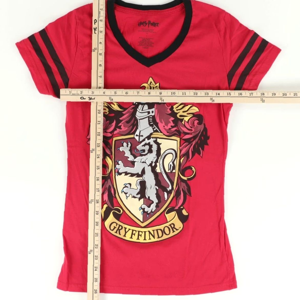 Vintage Harry Potter Gryffindor Solid V-Neck Basic Red Women's L Shirt Size L / US 10 / IT 46 - 3 Thumbnail