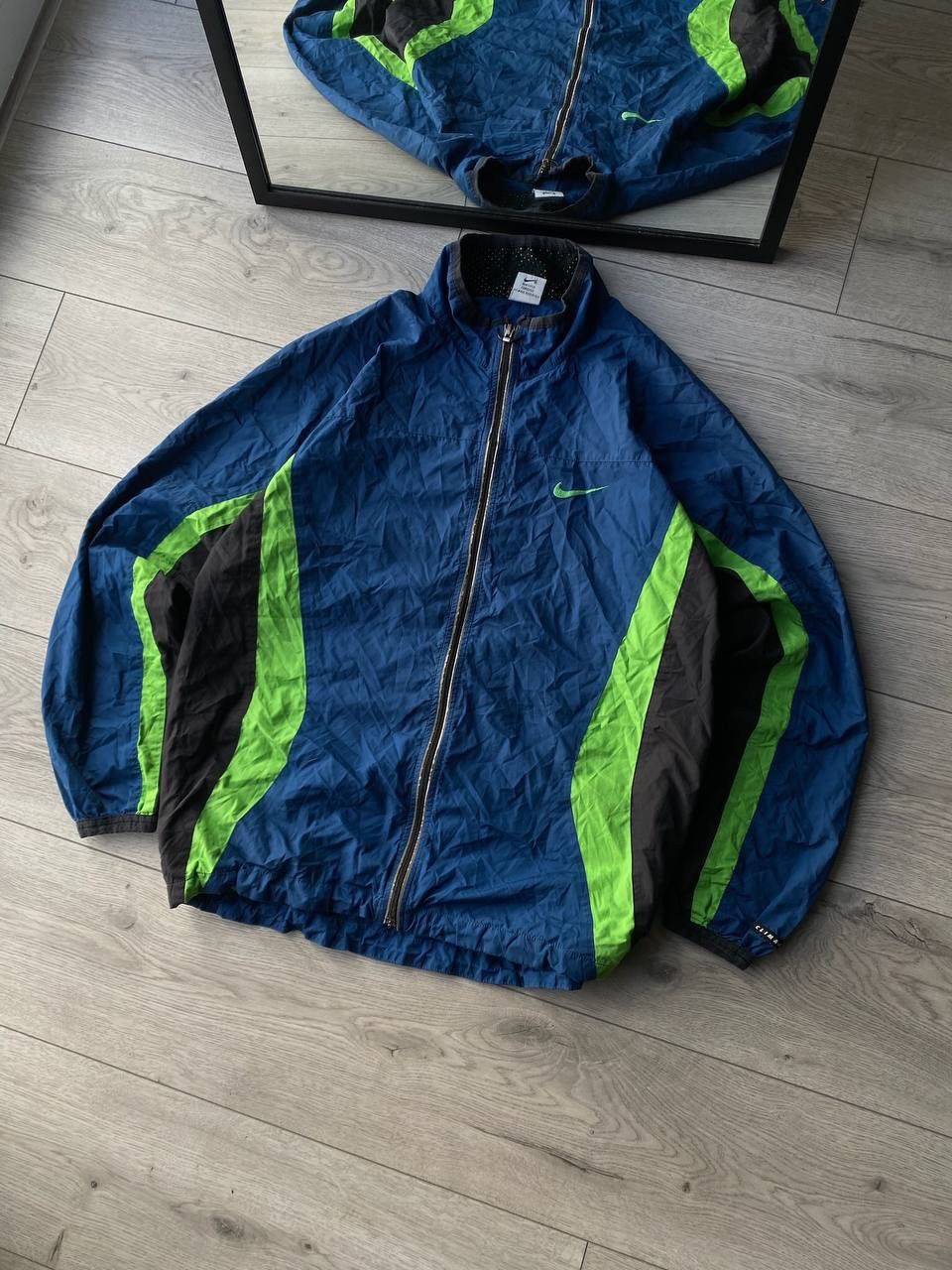 Nike Vintage Nike Swoosh Nylon Olympic Blue Jacket L Y2K Size US L / EU 52-54 / 3 - 2 Thumbnail