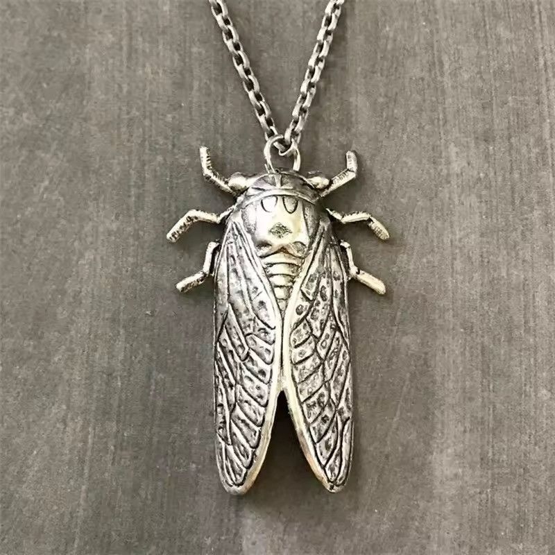 Japanese Brand Retro Metal Insect Cicada Pendant Necklace Size ONE SIZE - 1 Thumbnail