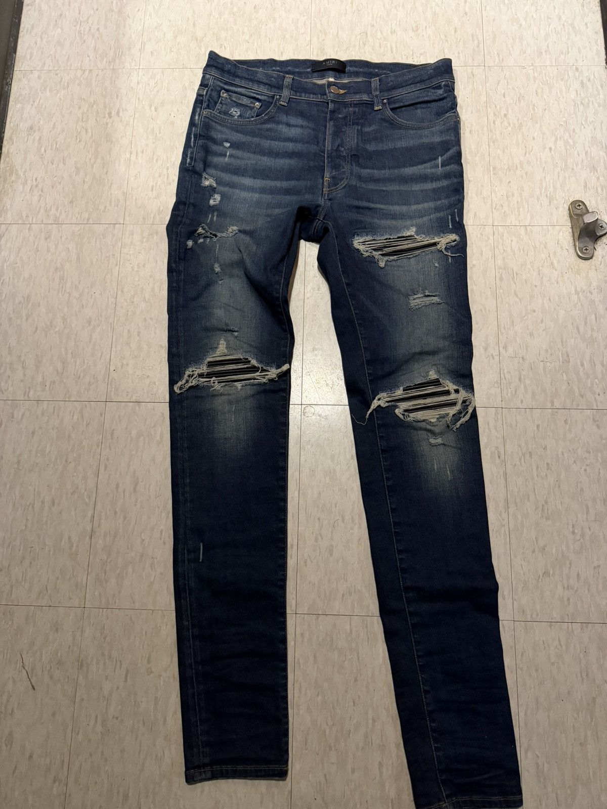 Amiri Mx1