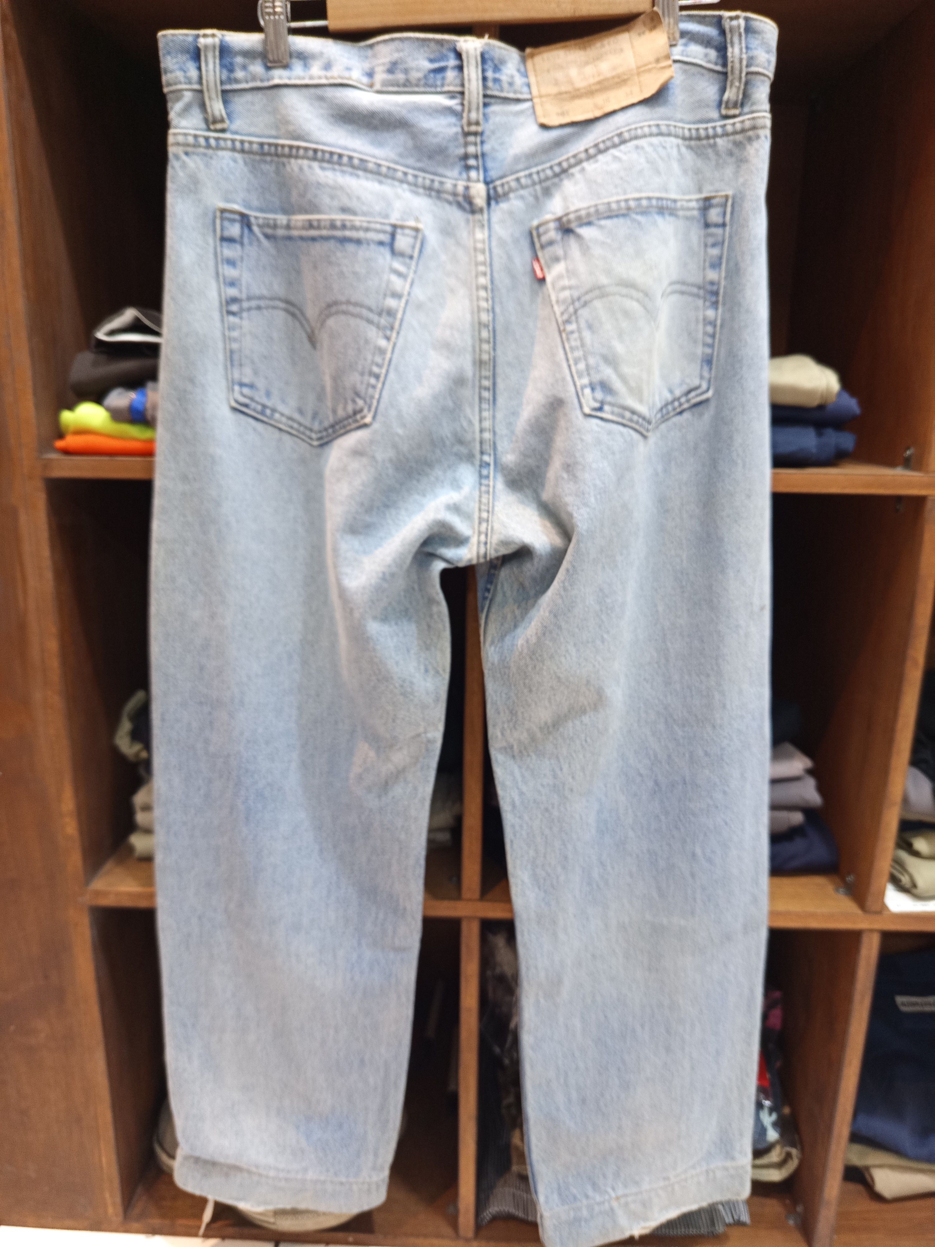 Vintage 1980s Levi’s 501 Made in USA Button Fly Denim Pants Size US 36 / EU 52 - 10 Thumbnail
