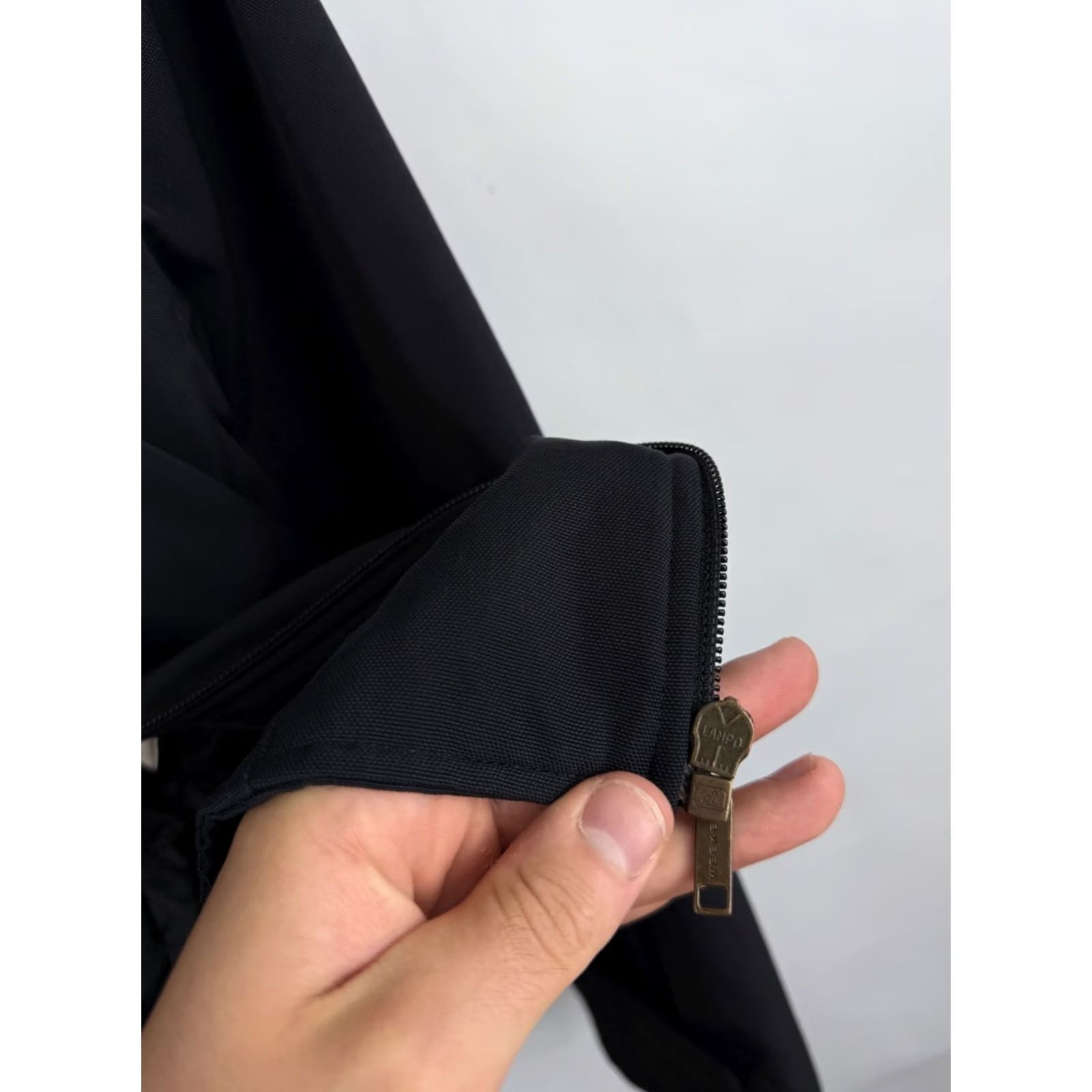 Etro VINTAGE Weekend Max Mara Weekend Insulated Jacket Regular 8 Black Retro Quilted - Womens Size M / US 6-8 / IT 42-44 - 7 Thumbnail