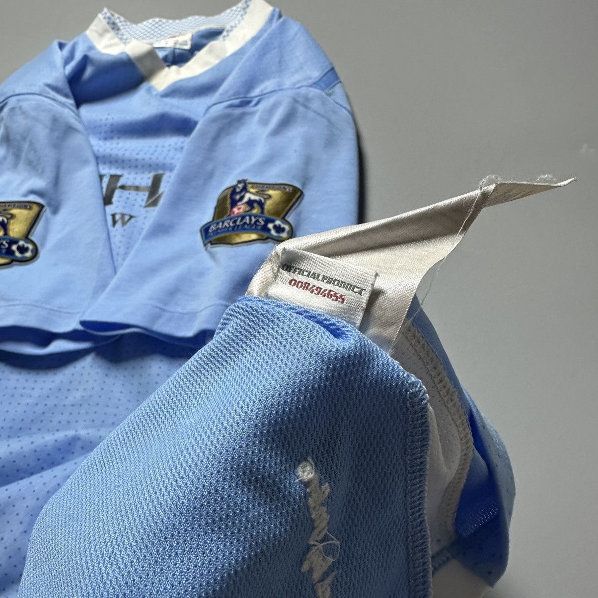 Umbro MAN CITY UMBRO 2011/2012 FOOTBALL HOME JERSEY #16 AGUERO Size US XL / EU 56 / 4 - 14 Thumbnail