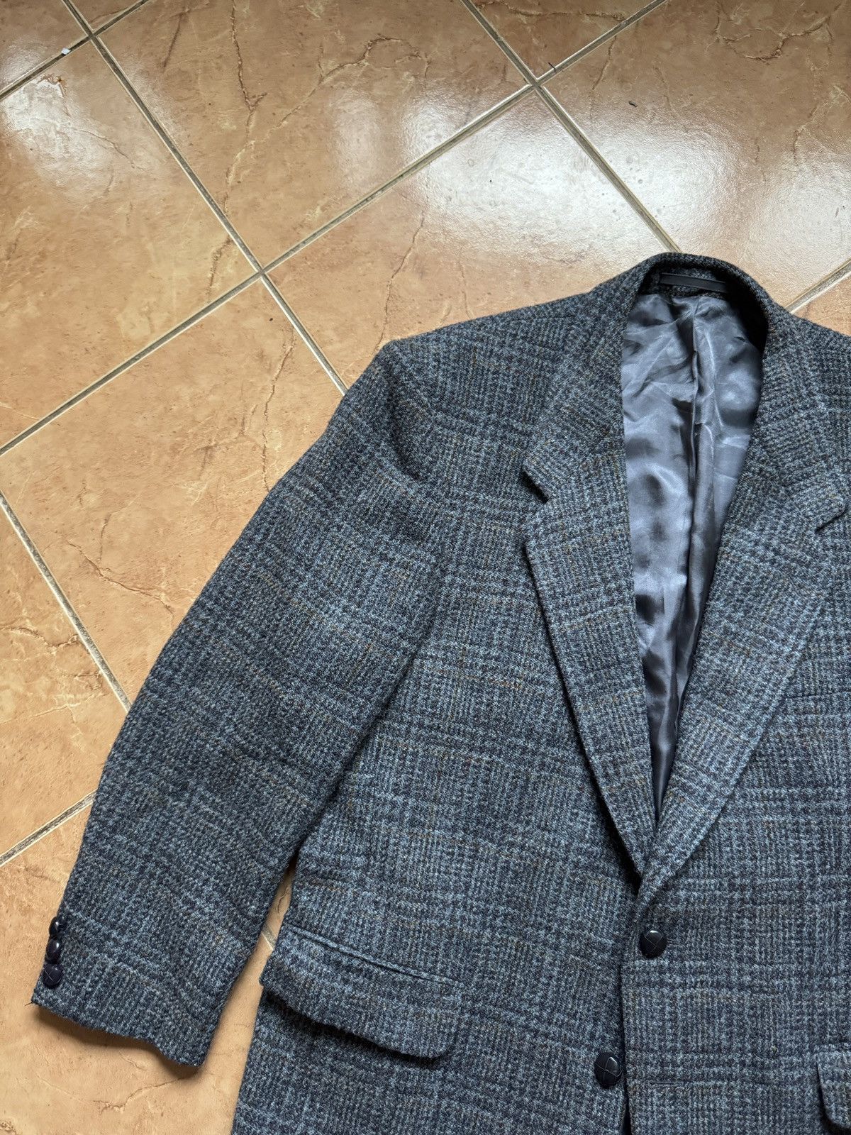 Harris Tweed Harris Tweed vintage checkered 2 button wool blazer Size 46R - 6 Thumbnail