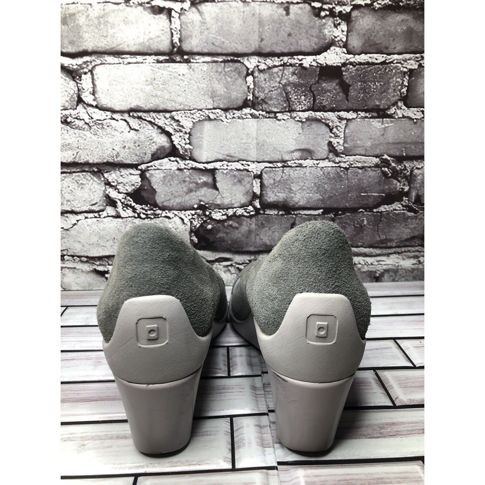 TSUBO Tsubo Damira Gray Suede Comfort Wedge Pumps Career Shoes Wom Size US 8 / IT 38 - 6 Thumbnail