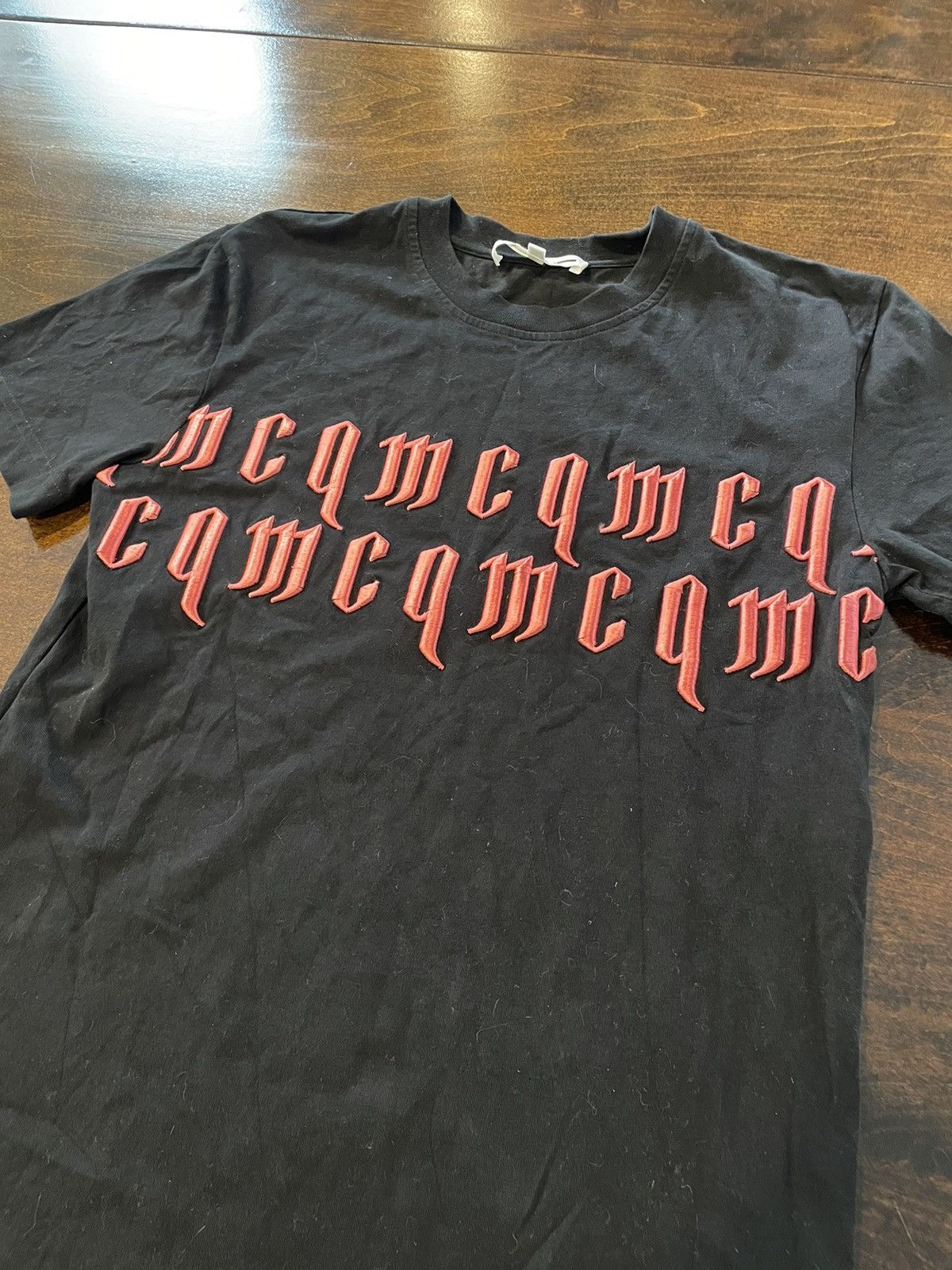 McQ Alexander McQueen McQ Gothic Logo T Shirt Size M / US 6-8 / IT 42-44 - 4 Thumbnail