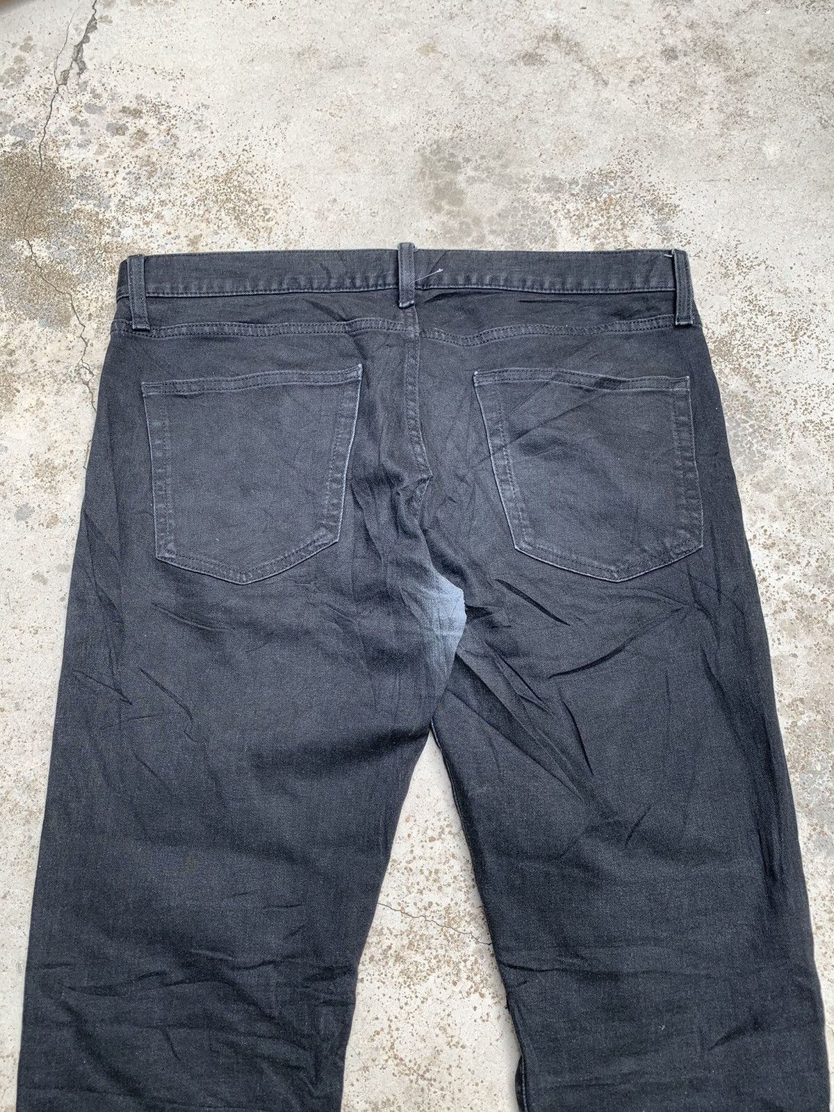 Japanese Brand Steals! Uniqlo Jeans Skinny Fit Tapered All Blacks Denim Size US 36 / EU 52 - 5 Thumbnail