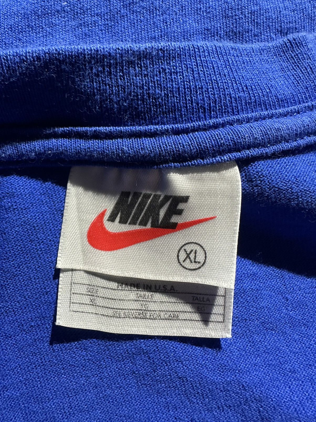 Nike Vintage 90s Nike Swoosh T-Shirt Size US XL / EU 56 / 4 - 2 Thumbnail