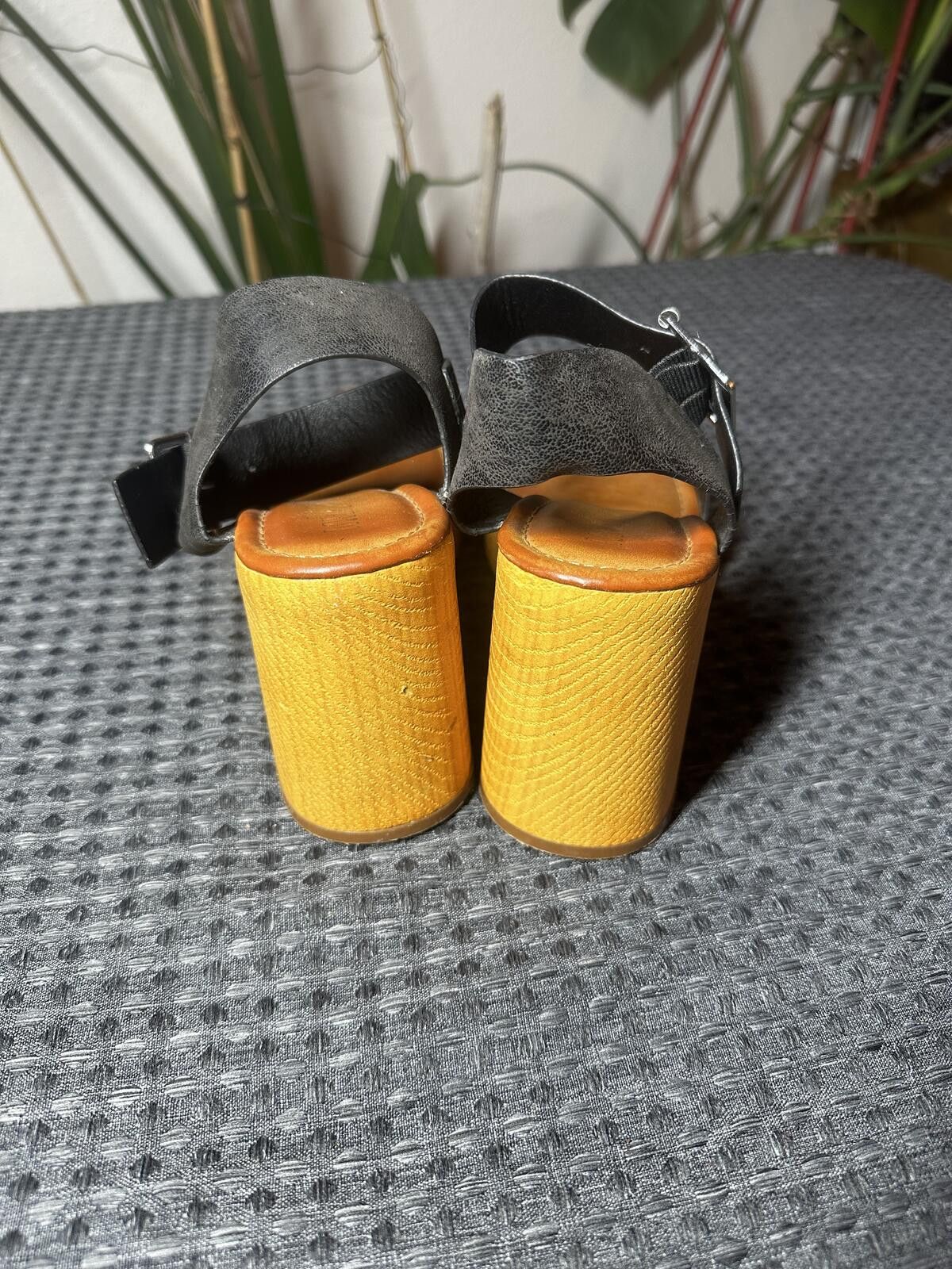 Unknown London Black and Yellow Platform Block Heel Sandals Size US 7.5 / IT 37.5 - 3 Thumbnail