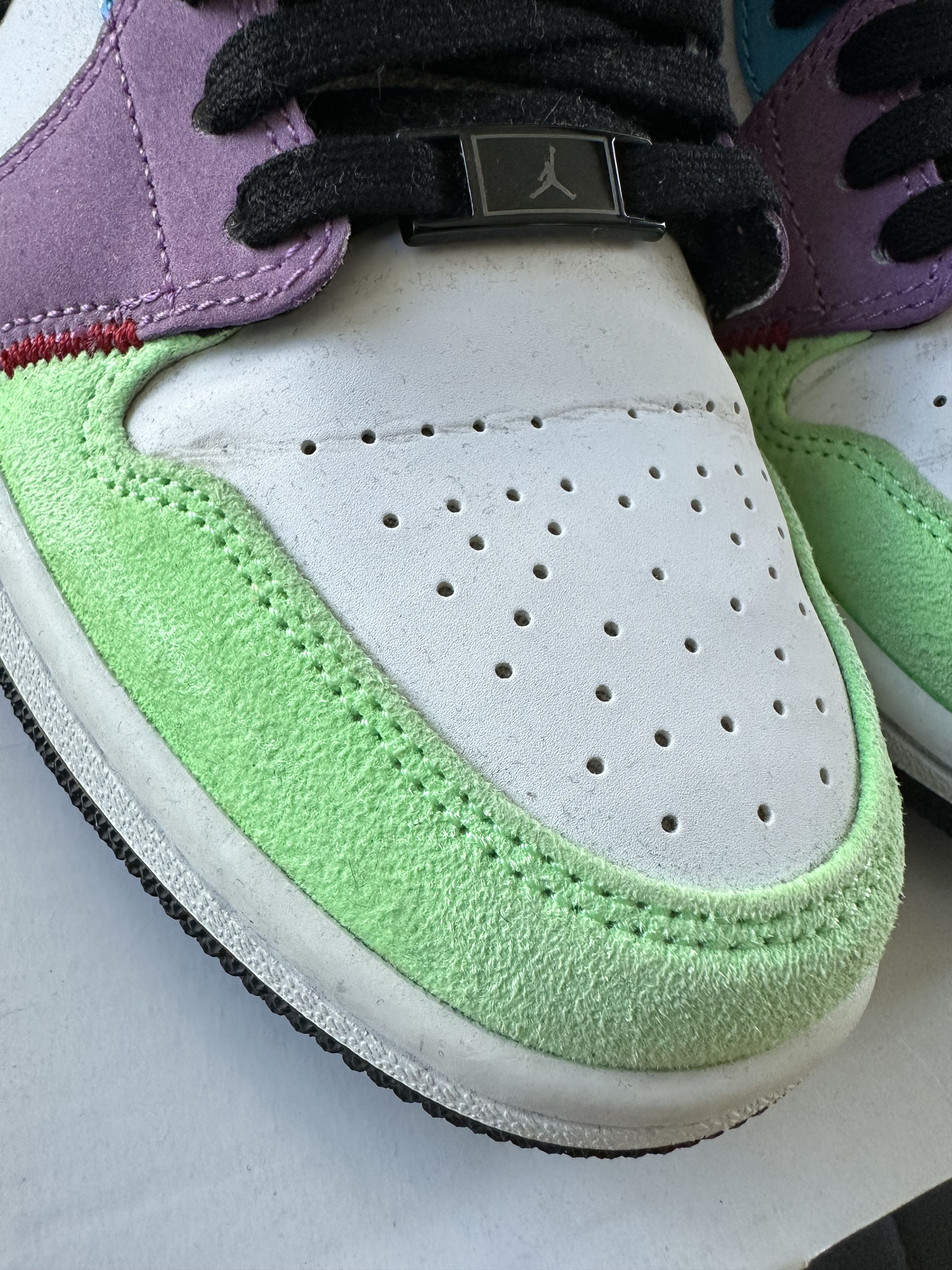 Jordan Brand × Nike PREOWNED WMNS AIR JORDAN 1 MID SE "LIGHT BULB" Size US 7 / IT 37 - 2 Thumbnail