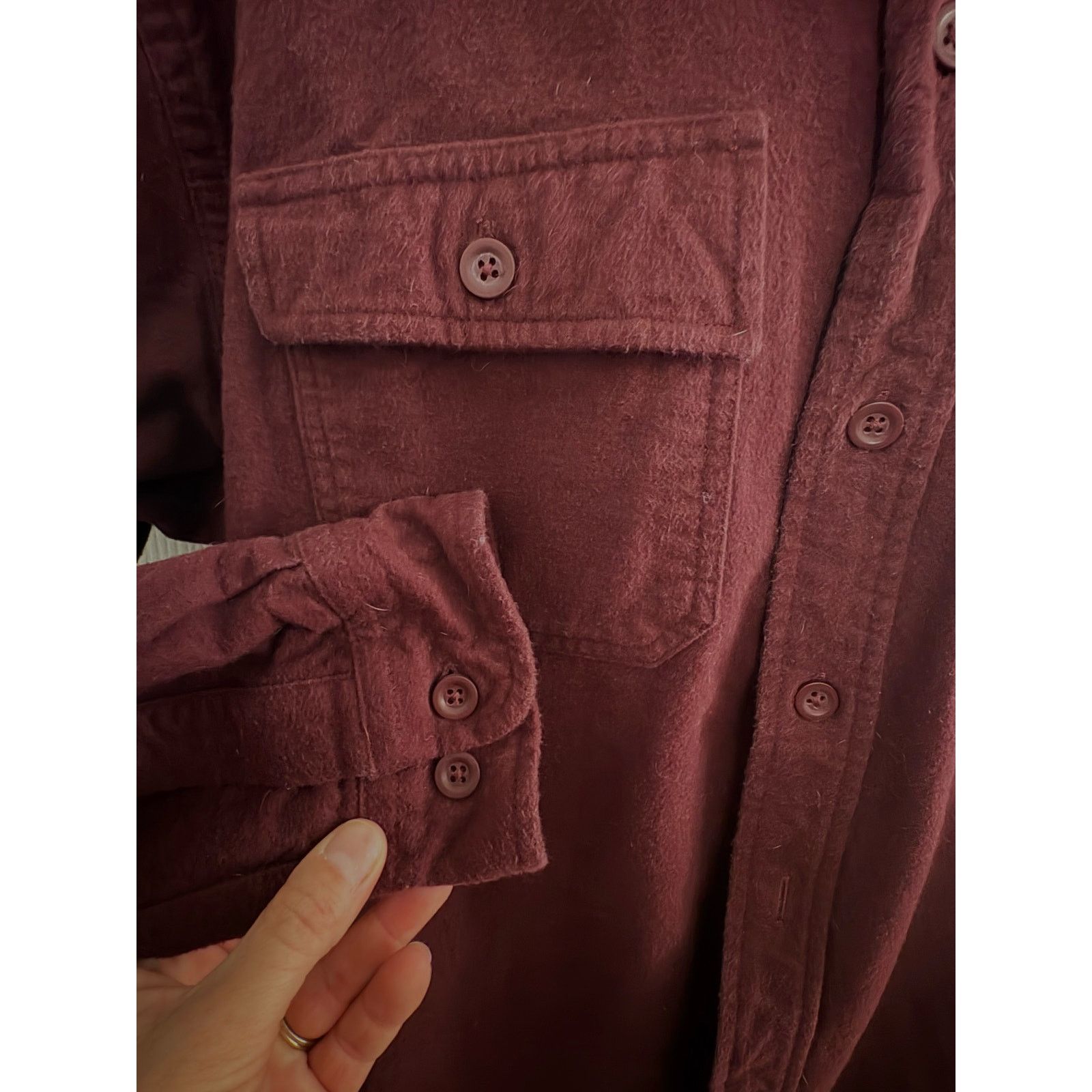 L.L. Bean Vintage L.L. Bean Chamois Burgundy Long Sleeve Shirt Size US XL / EU 56 / 4 - 4 Thumbnail
