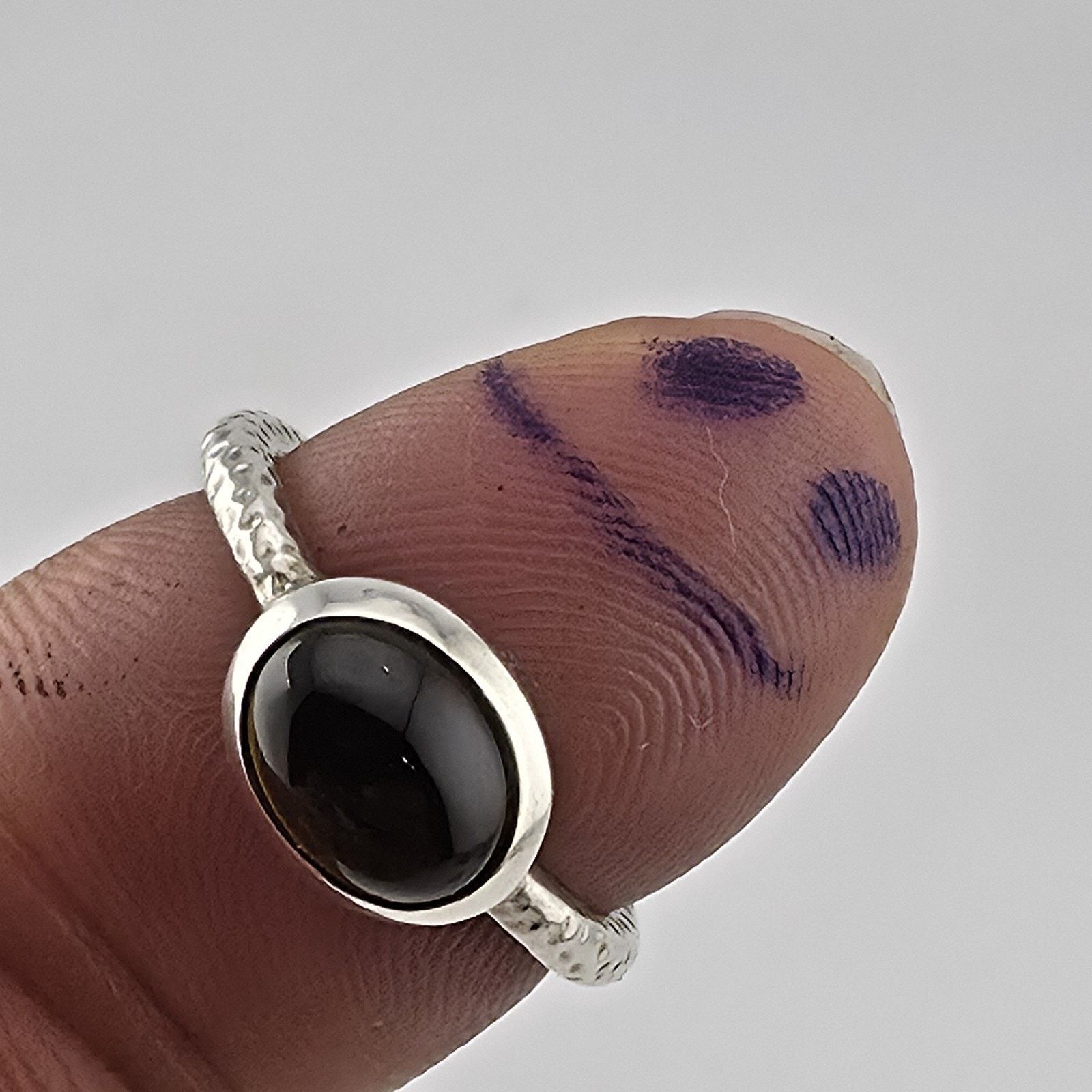 Other Sterling Silver 925 Amber Cabochon Ring Hammered Band 7.5 Size ONE SIZE - 1 Thumbnail