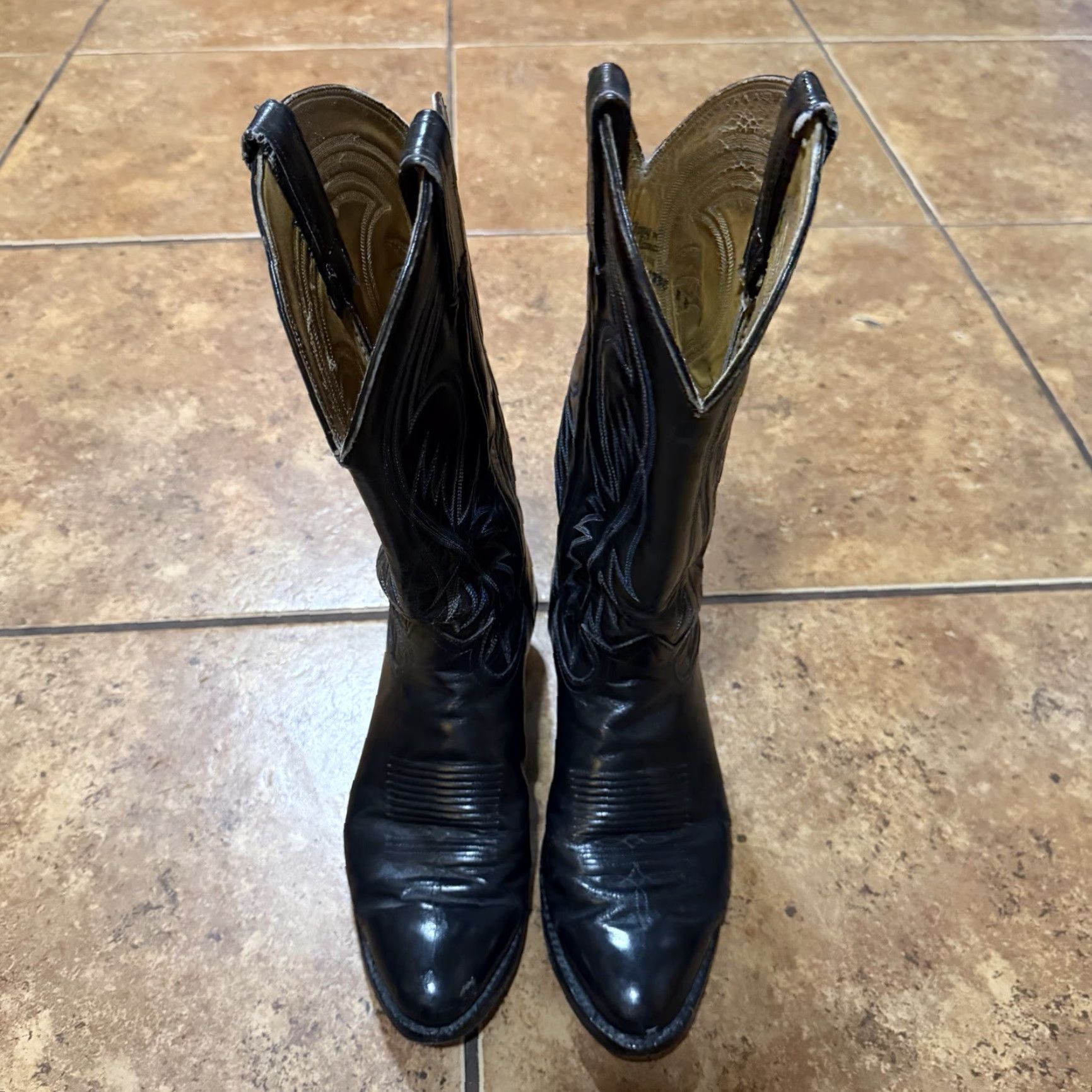Tony Lama VINTAGE Tony Lama Boots Mens Size 8 D Style 6238 Black Leather Cowboy Boot Mens Shoes Boots Black Leather Western Cowboy 80s 90s Size US 8 / EU 41 - 6 Thumbnail