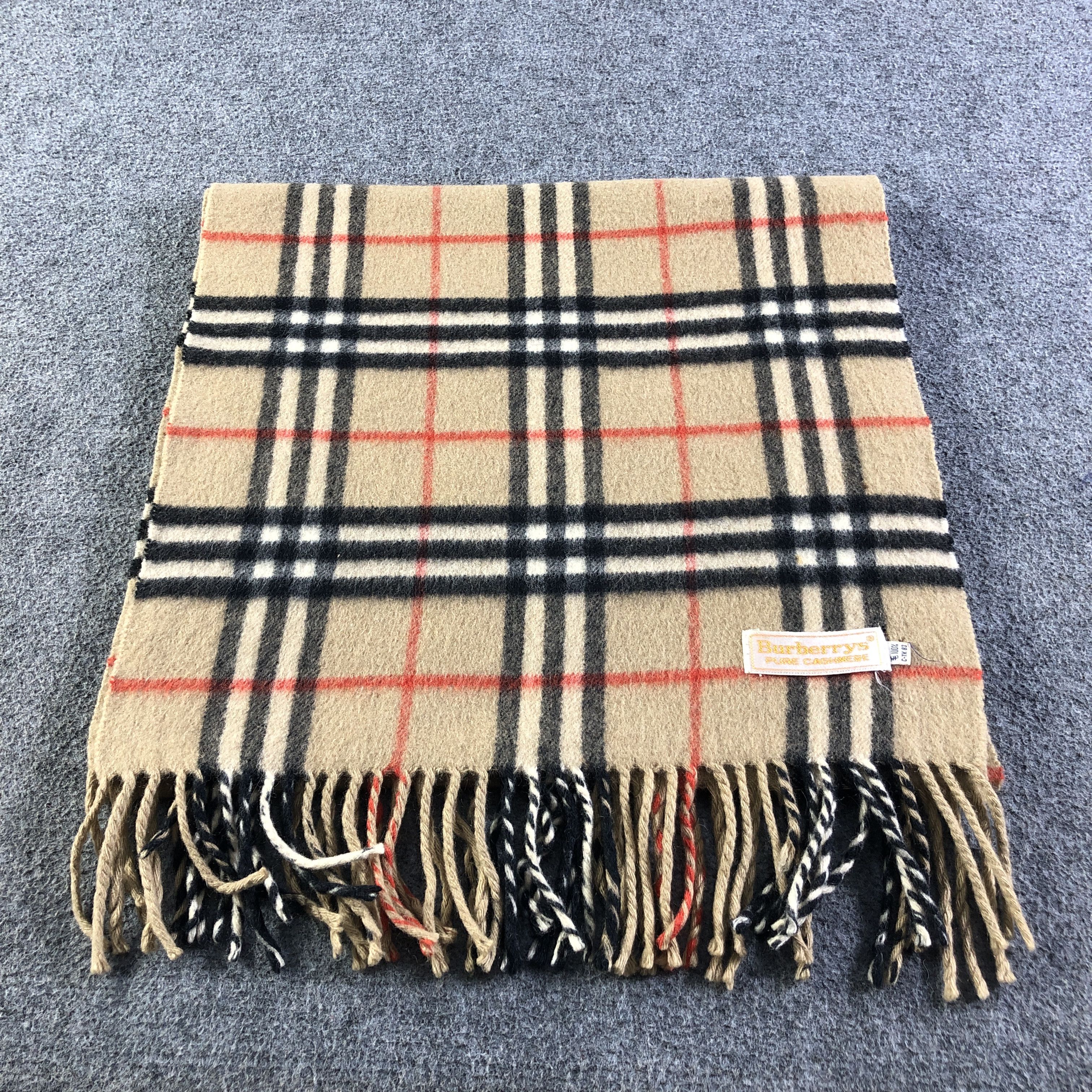 Burberry Burberrys Nova Check Cashmere Scarf Muffler V2694 Size ONE SIZE - 3 Thumbnail