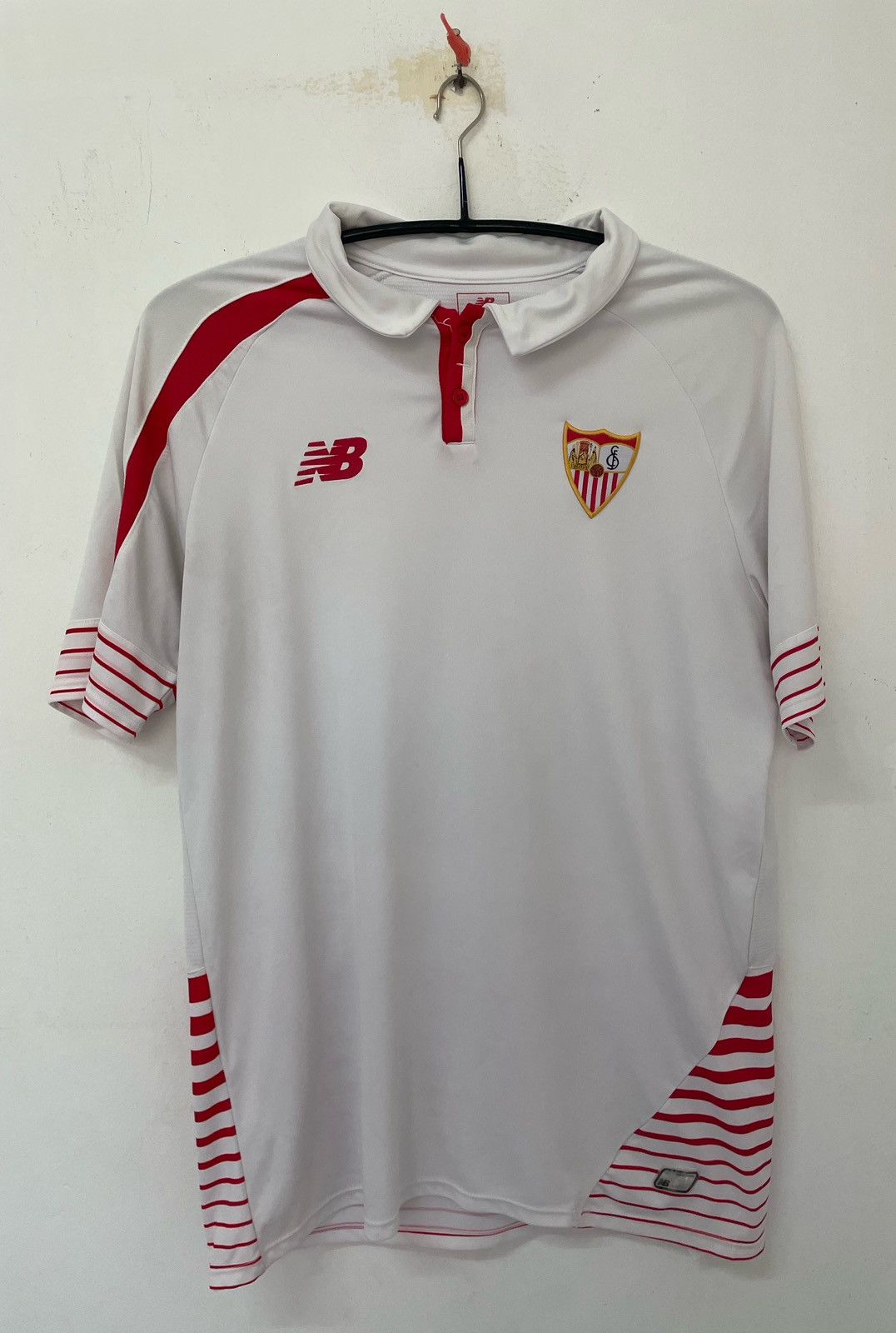 New Balance SEVILLA NEW BALANCE 2015/2016 HOME JERSEY Size US L / EU 52-54 / 3 - 1 Thumbnail