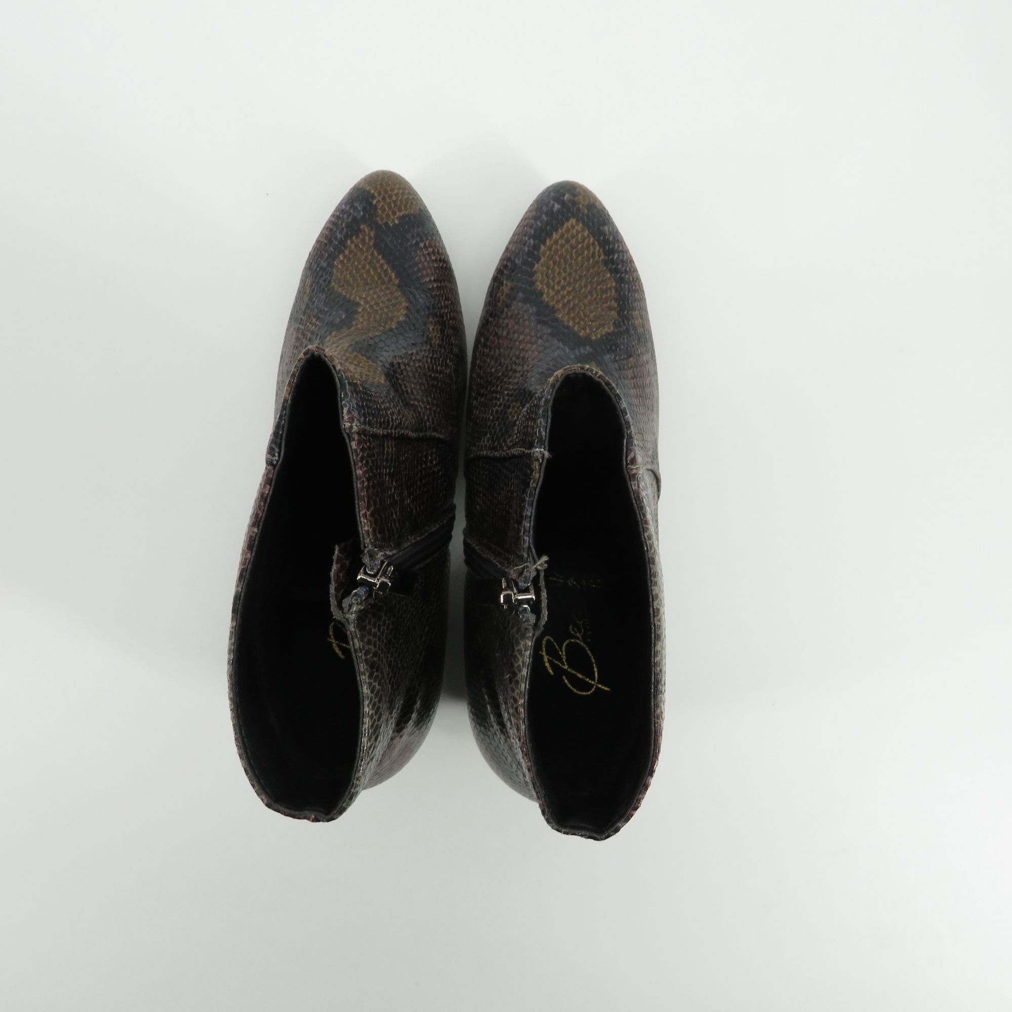 Other Beacon Veronica Women's Python Print Leather Ankle Boots Zip Size US 6 / IT 36 - 6 Thumbnail