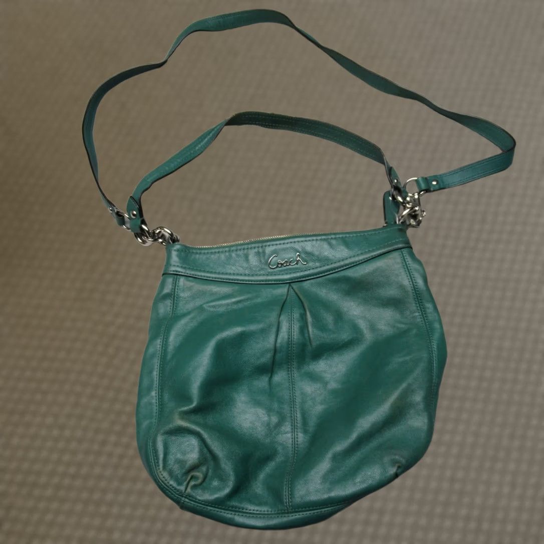Coach Coach Crossbody Bag Green Leather Detachable Adjustable Strap Shoulder Size ONE SIZE - 1 Thumbnail