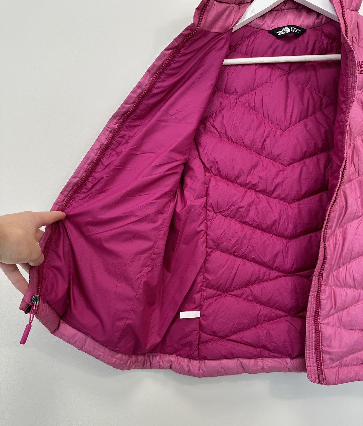 The North Face Vintage The North Face 550 Pink Hype Puffer Down Vest Size M / US 6-8 / IT 42-44 - 8 Thumbnail