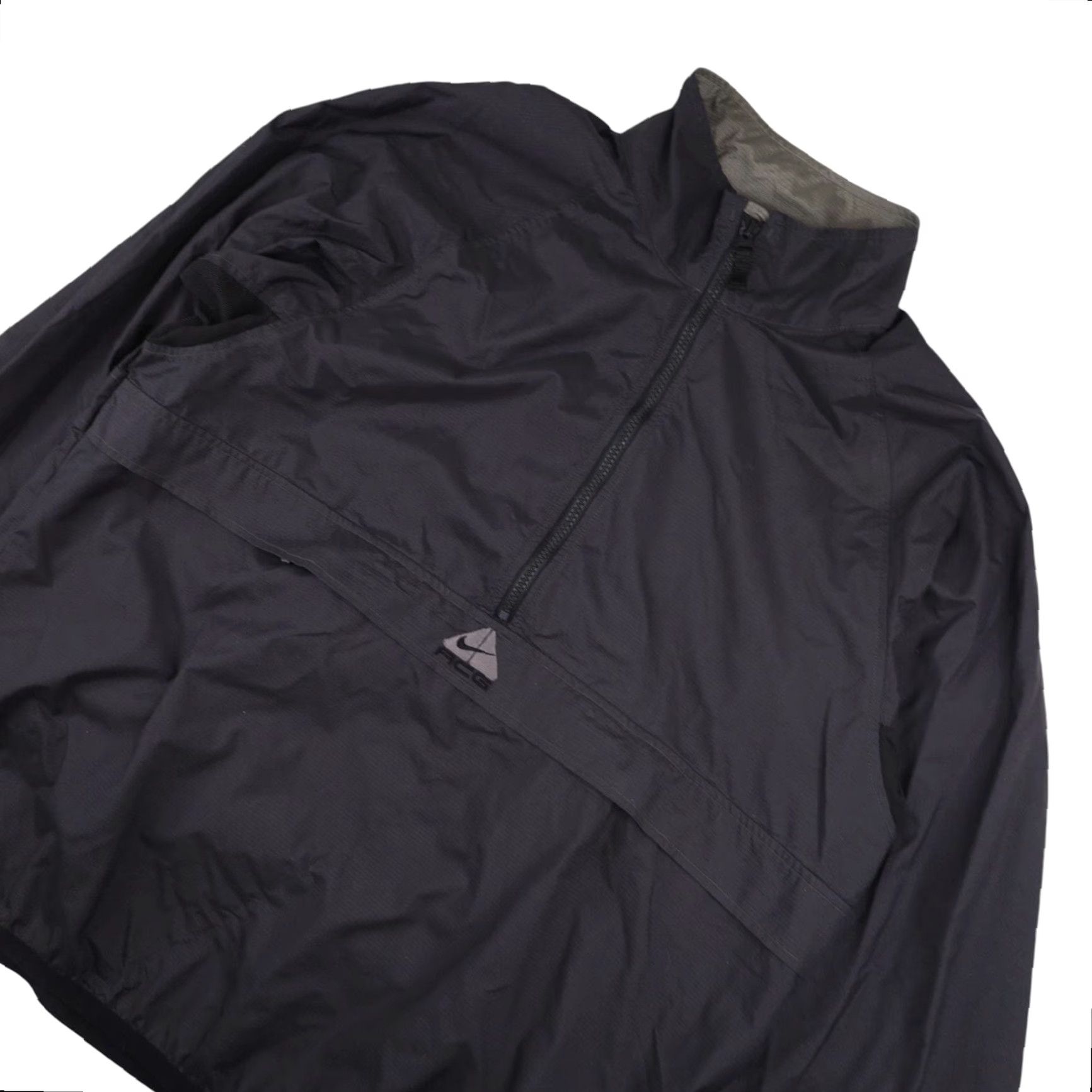 Nike ACG VINTAGE Nike ACG Jacket Windbreaker Layer 3 Packable Men L Black Mens Size US L / EU 52-54 / 3 - 2 Thumbnail