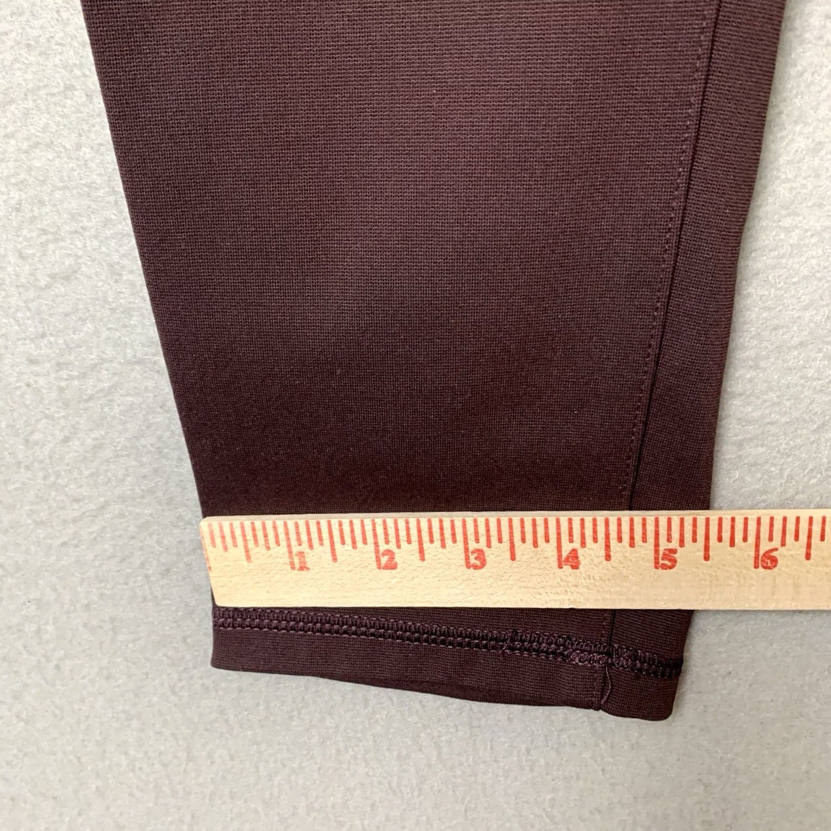Carhartt Carhartt Leggings Women XL Brown Maroon Force Fitted Lightweight Utility 103609 Size 40" / US 18 - 6 Thumbnail