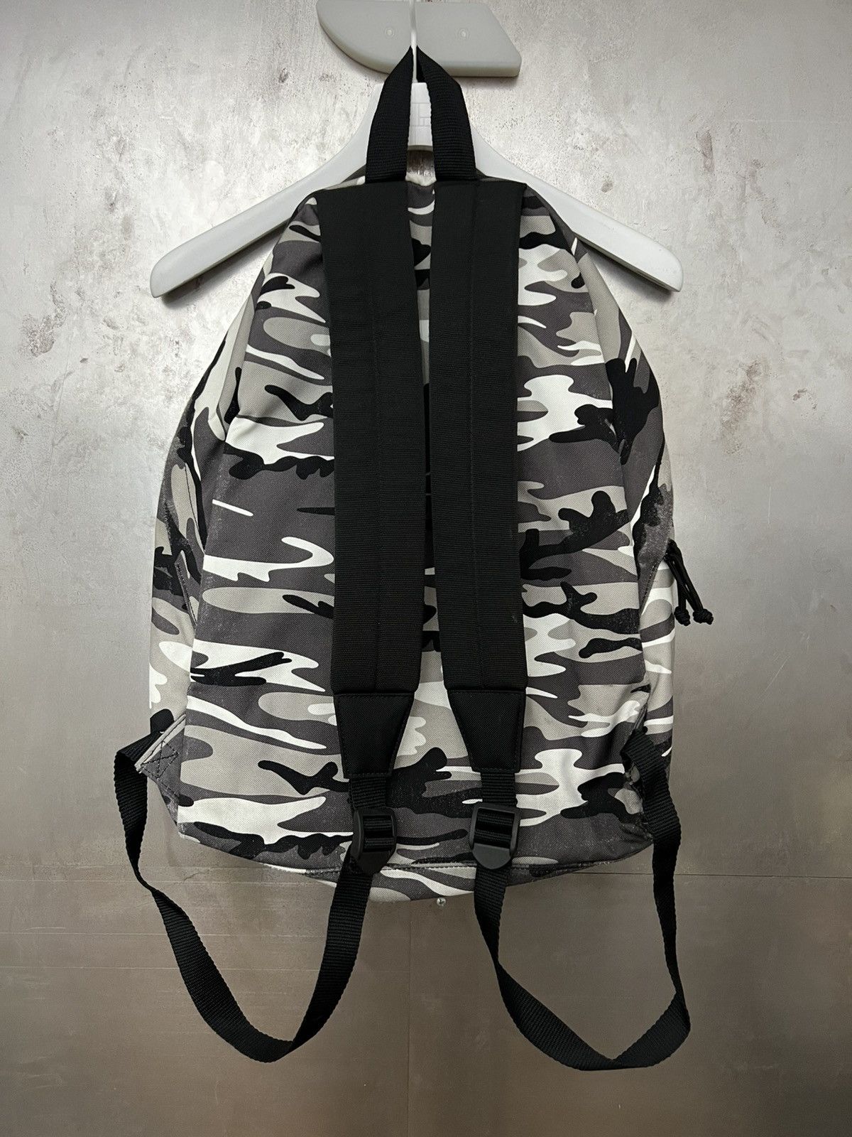 Balenciaga Balenciaga Snow Camo Fortnite Back Bling Backpack Size ONE SIZE - 2 Thumbnail