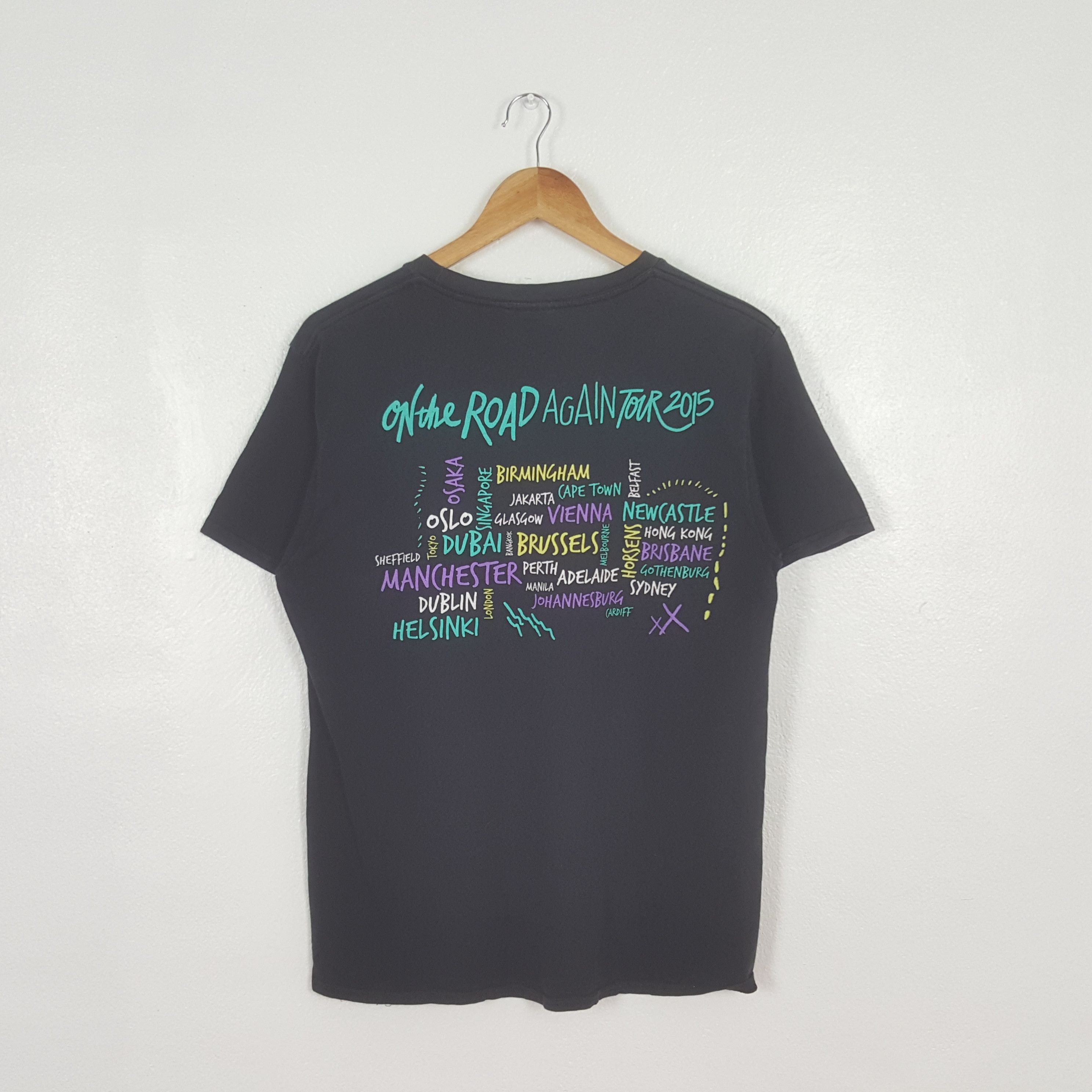 Band Tees Vintage One Direction American Boy Band Tshirt C301N23(77) Size US M / EU 48-50 / 2 - 3 Thumbnail