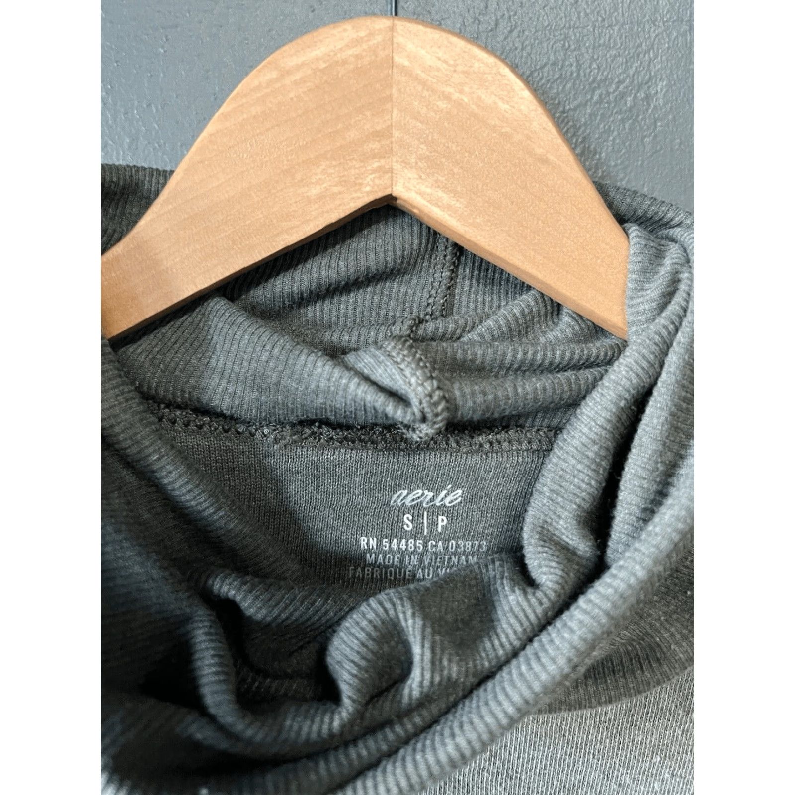 Vintage Aerie Sweatshirt Pullover Turtleneck Long Sleeve Green Women's Size S Regular** Size S / US 4 / IT 40 - 3 Thumbnail