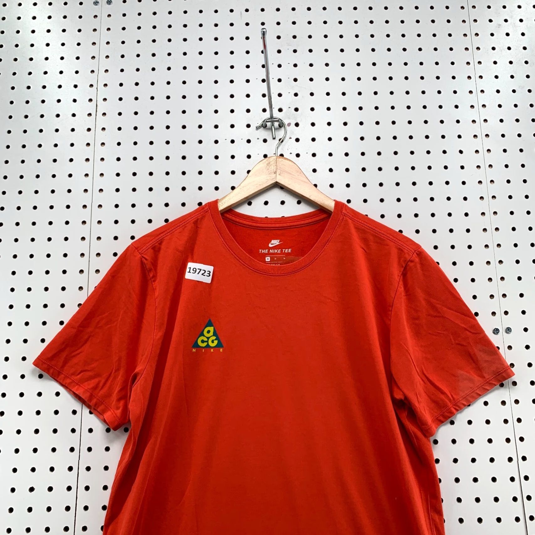 Nike VINTAGE Nike ACG Shirt Orange "We Out There" Adult Medium Short Sleeve 20.5x27.5 Size US M / EU 48-50 / 2 - 5 Thumbnail