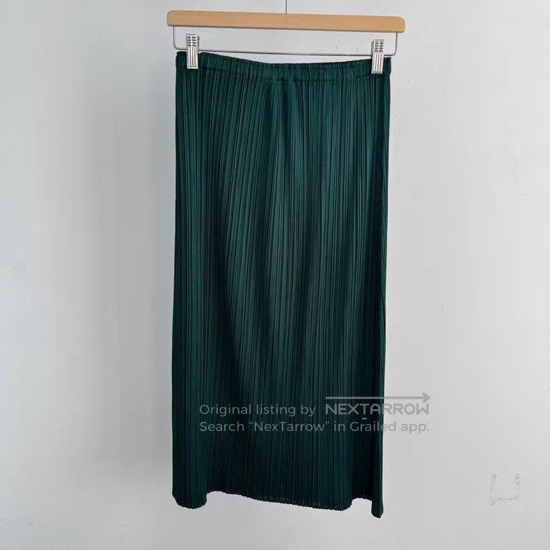 Issey Miyake Issey Miyake size:1 Green Midi Skirt Size 22" - 2 Thumbnail