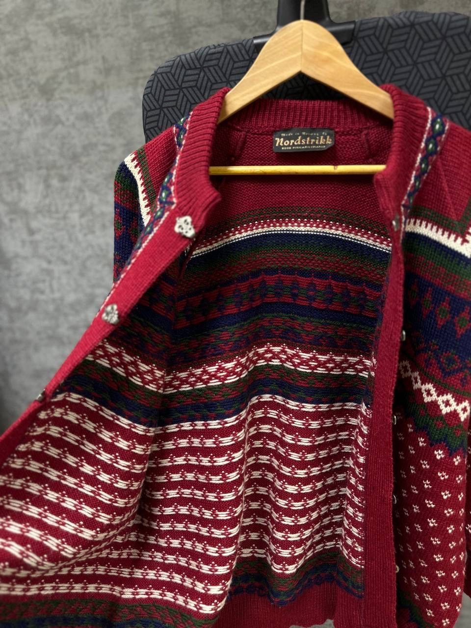 Highland × Vintage Vintage Nordstrikk Wool Red Knit Highland Sweater Size US L / EU 52-54 / 3 - 13 Thumbnail