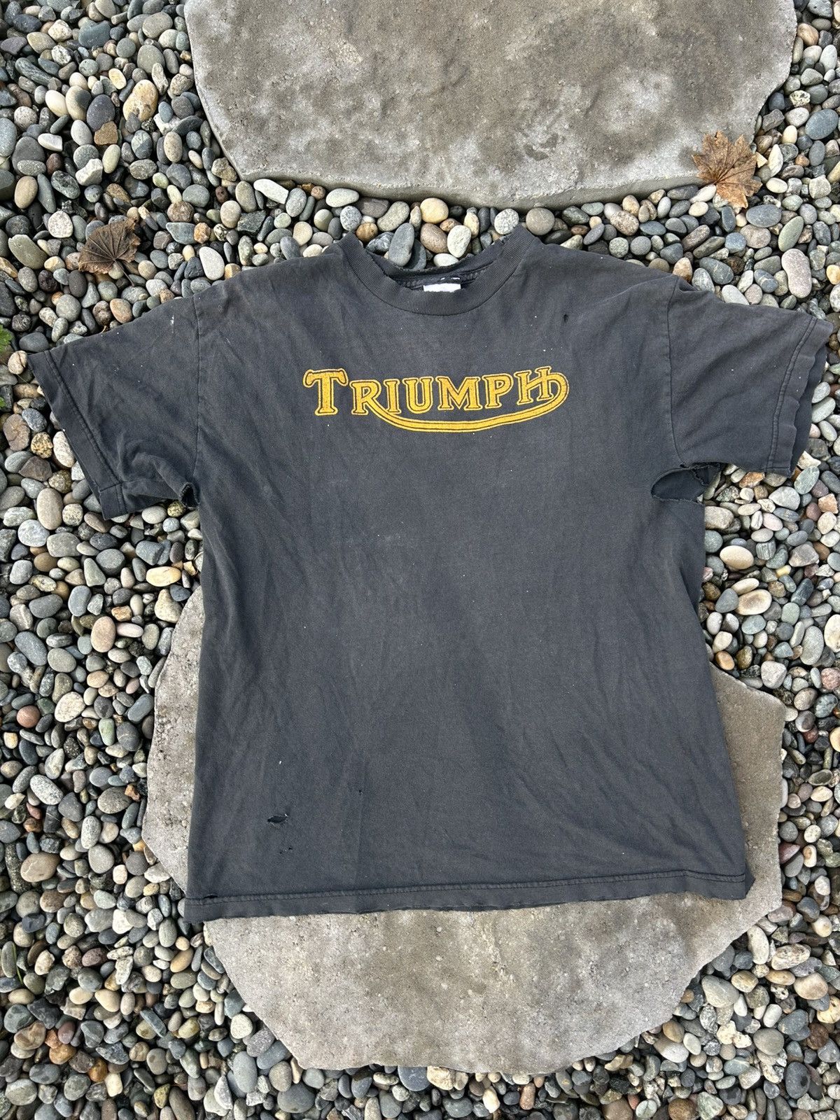 Other Vintage sun faded triumph motorcycles tee Size US L / EU 52-54 / 3 - 1 Thumbnail