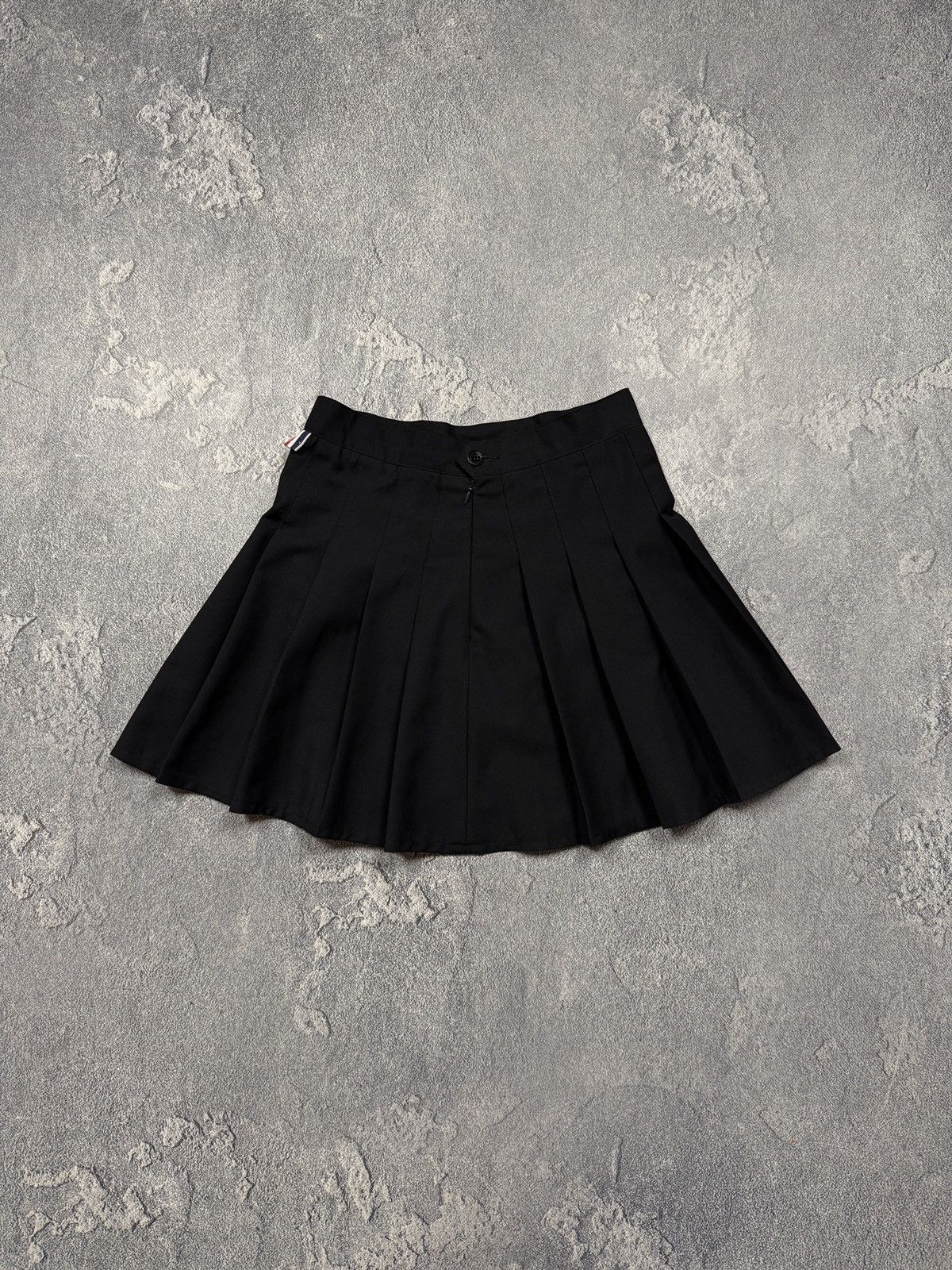 Comme des Garcons CdG x PLAY Japan skirt SIZE M Size US 30 / EU 46 - 2 Thumbnail