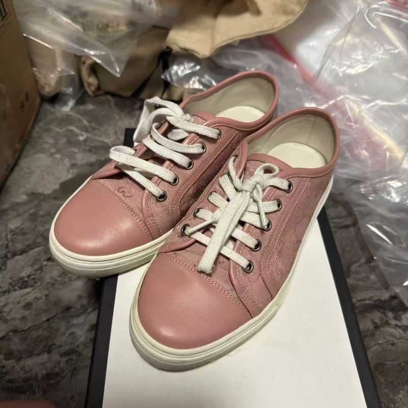 Gucci Gucci Pink Casual Sneakers for Women 0079 Size US 6 / IT 36 - 1 Thumbnail