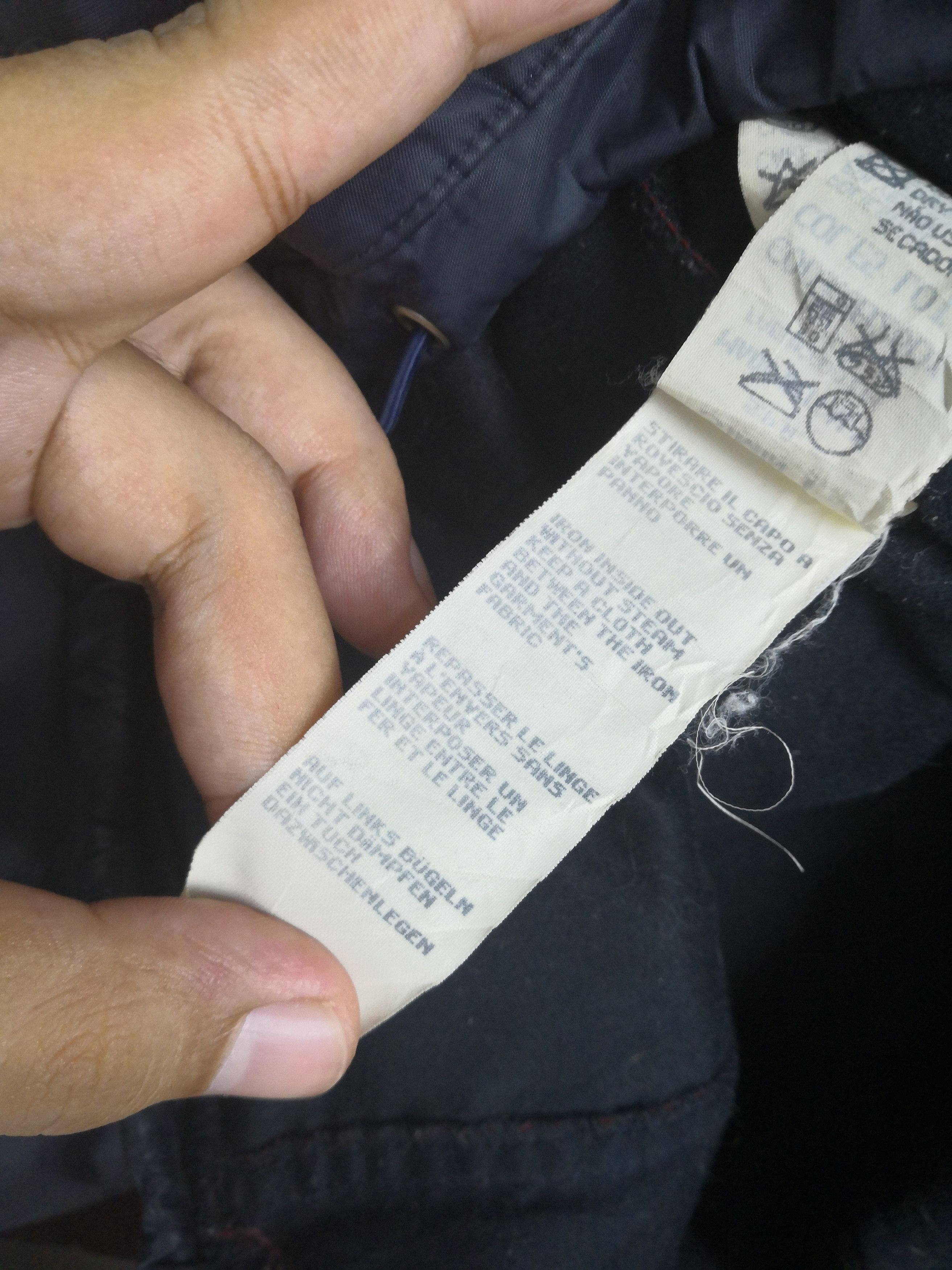 Giorgio Armani Vintage 90s Giorgio Armani Jeans Jacket Anorak Windbreaker Size US L / EU 52-54 / 3 - 11 Thumbnail