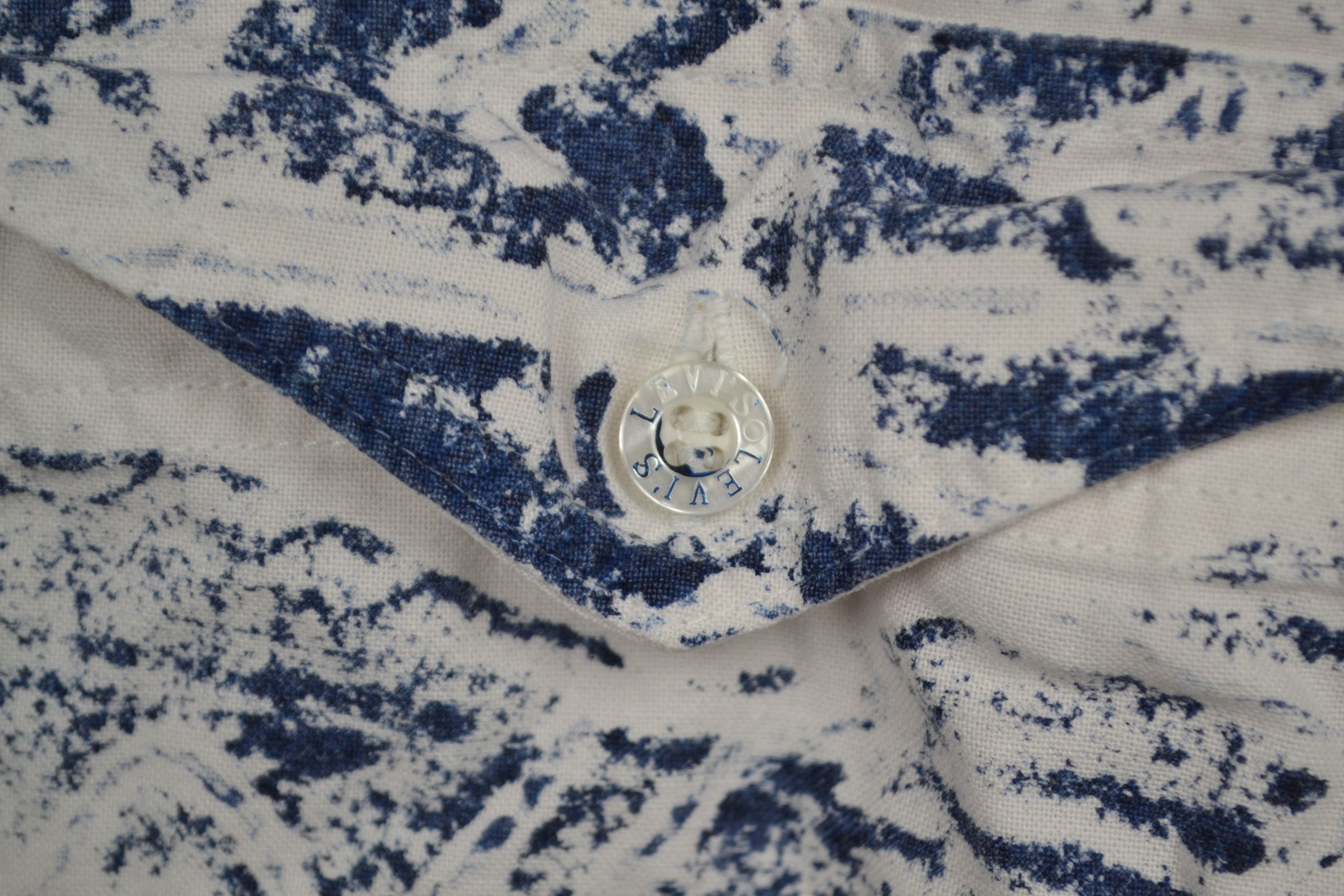 Levi's Levi's Vintage 90s Aztec or Hawaiian AOP Printed shirt M Size US M / EU 48-50 / 2 - 6 Thumbnail