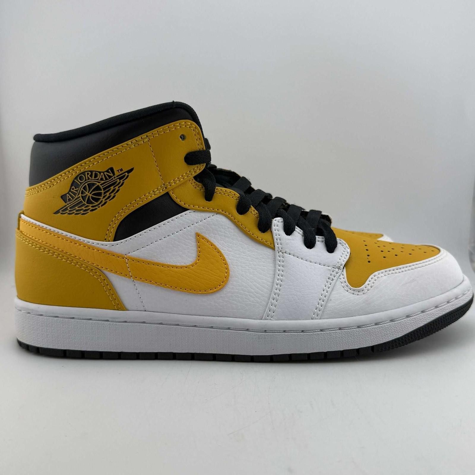 Nike Air Jordan 1 Mid University Gold 9.5 New with Box 554724-170 Size US 9.5 / EU 42-43 - 4 Thumbnail
