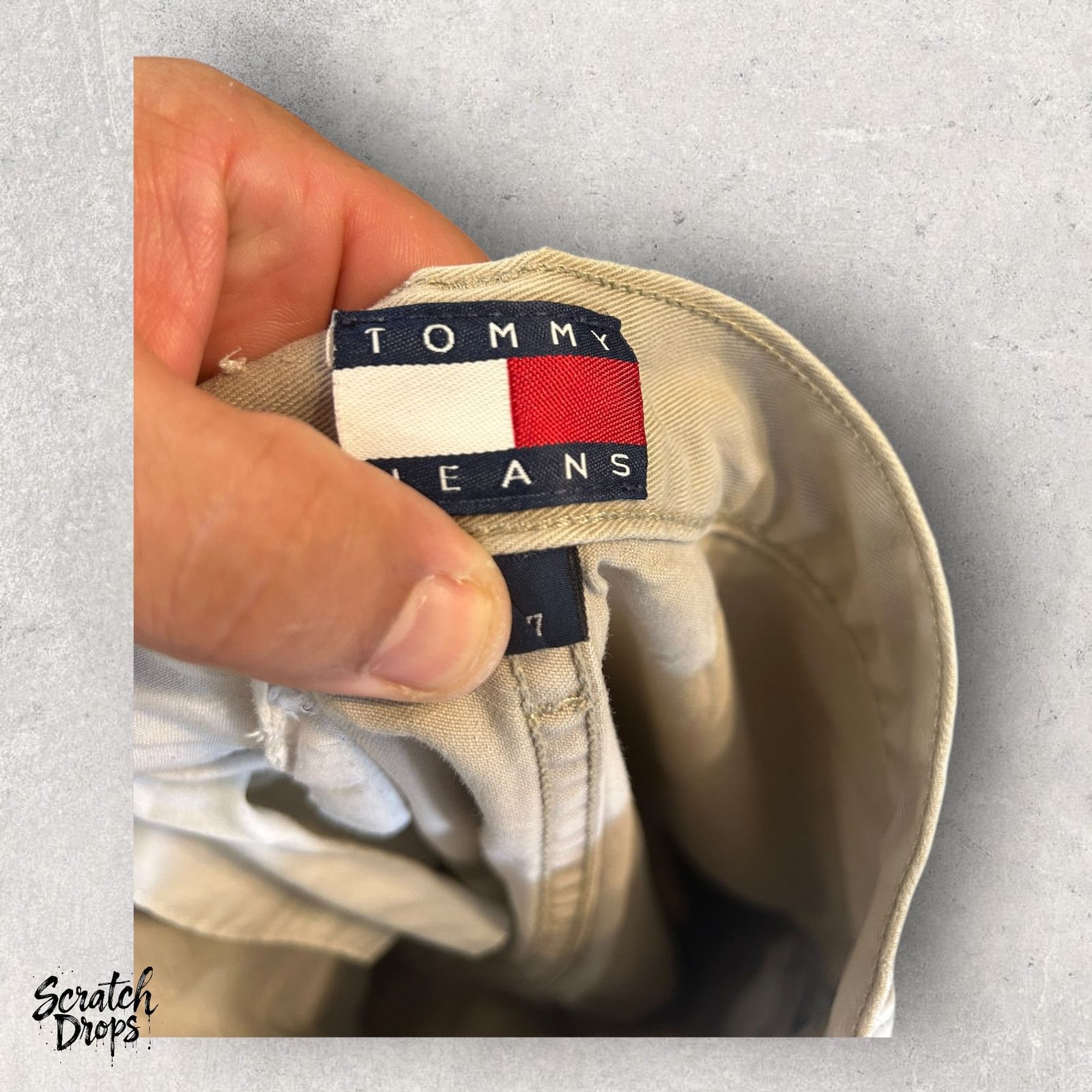 Tommy Hilfiger Tommy Hilfiger Women's Vintage Y2K Cargo Jeans Size 7 Beige Size 29" - 2 Thumbnail