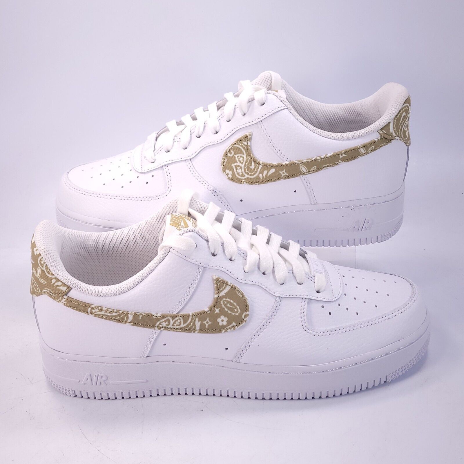 Nike Nike Air Force 1 '07 ESS Shoe Women Size 11 DJ9942-101 White Size US 11 / IT 41 - 6 Thumbnail