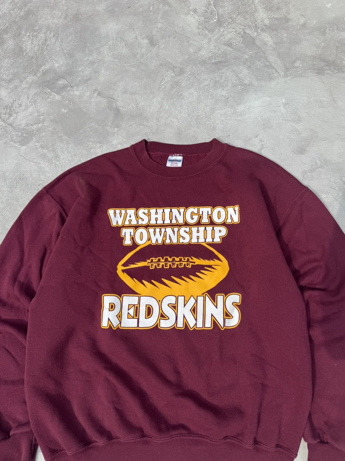 Vintage Vintage Red Skins Jerzees Sweatshirt Size US L / EU 52-54 / 3 - 3 Thumbnail