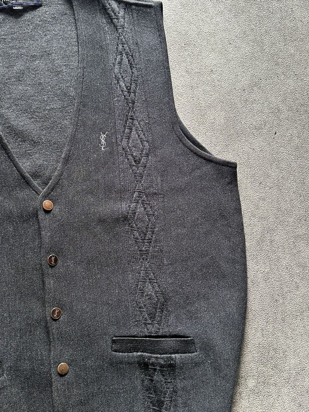 Saint Laurent Paris 90s Yves Saint Laurent Knit Wool Patterned Vest Size US M / EU 48-50 / 2 - 2 Thumbnail