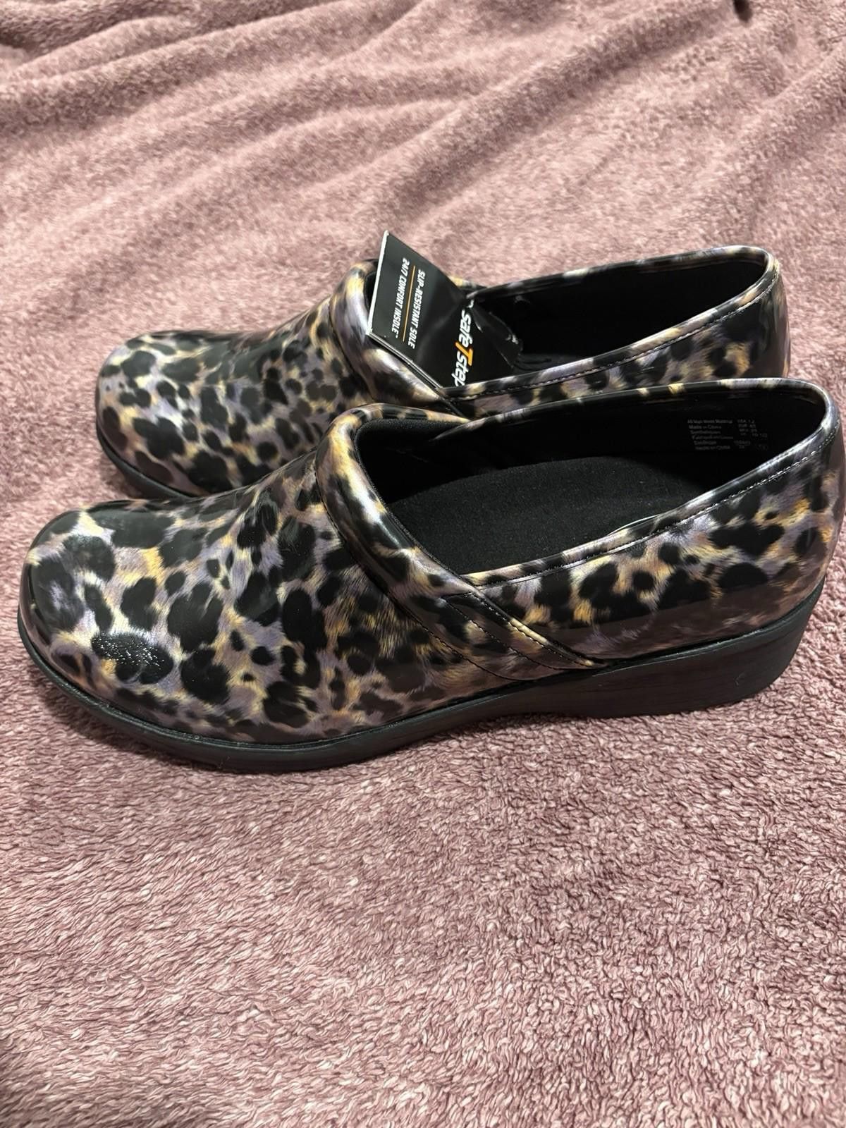 Other SafeTStep Purple Leopard Chef Slip Shoes Clog Size 12 Size US 12 / IT 42 - 3 Thumbnail