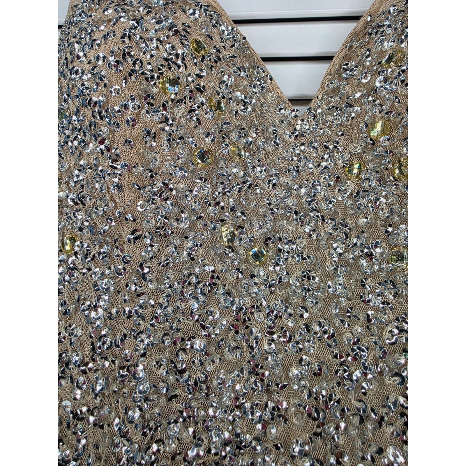 Adrianna Papell Adrianna Papell Beaded Gown V-Neck Sleeveless Dress Size 6 Size M / US 6-8 / IT 42-44 - 13 Thumbnail