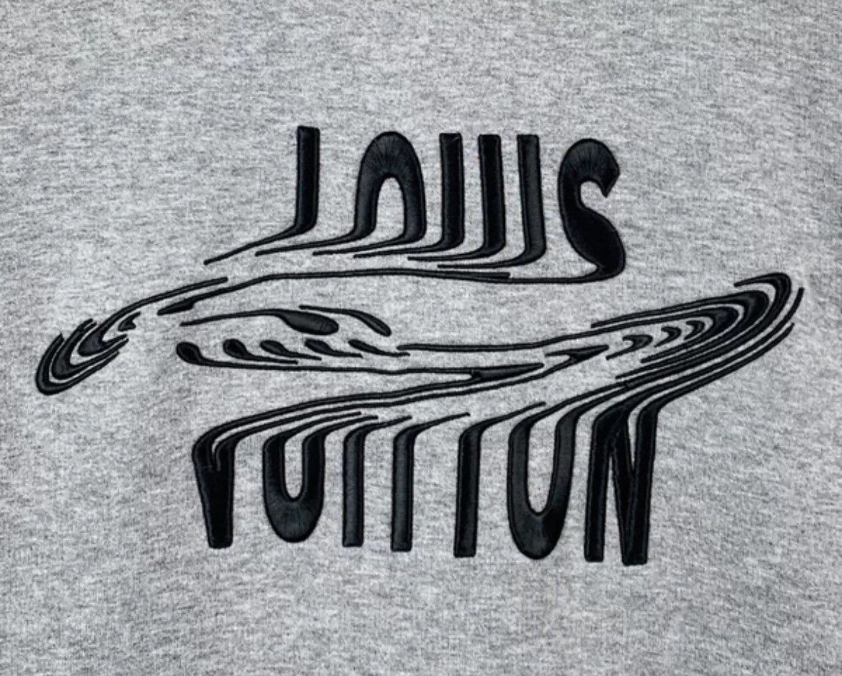 Louis Vuitton Louis Vuitton LV grey logo letter round neck pullover hoodie Size US M / EU 48-50 / 2 - 4 Thumbnail