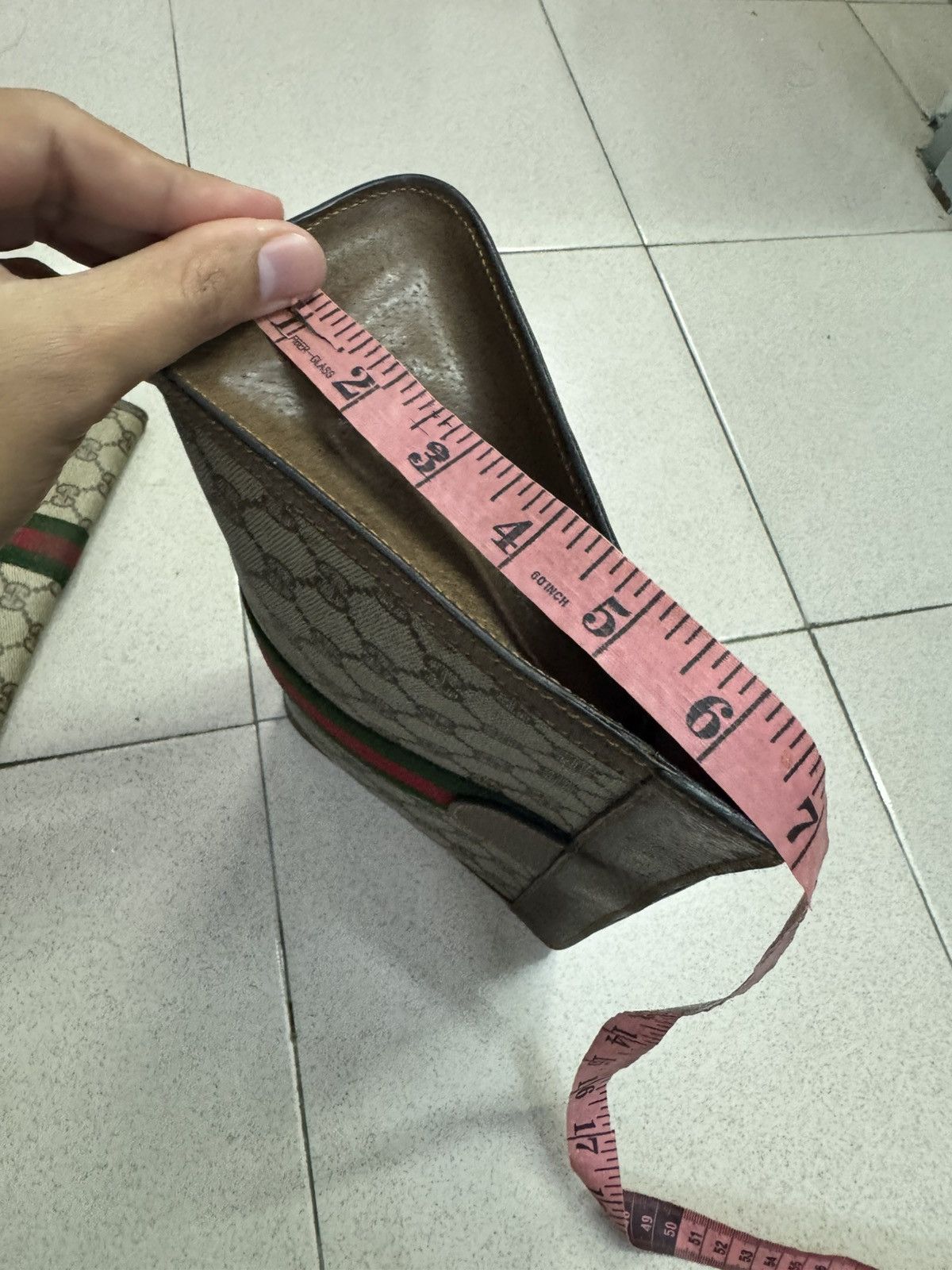 Vintage VINTAGE GUCCI FULL MONOGRAM CLUTCH ANG PURSE BAG Size ONE SIZE - 4 Thumbnail