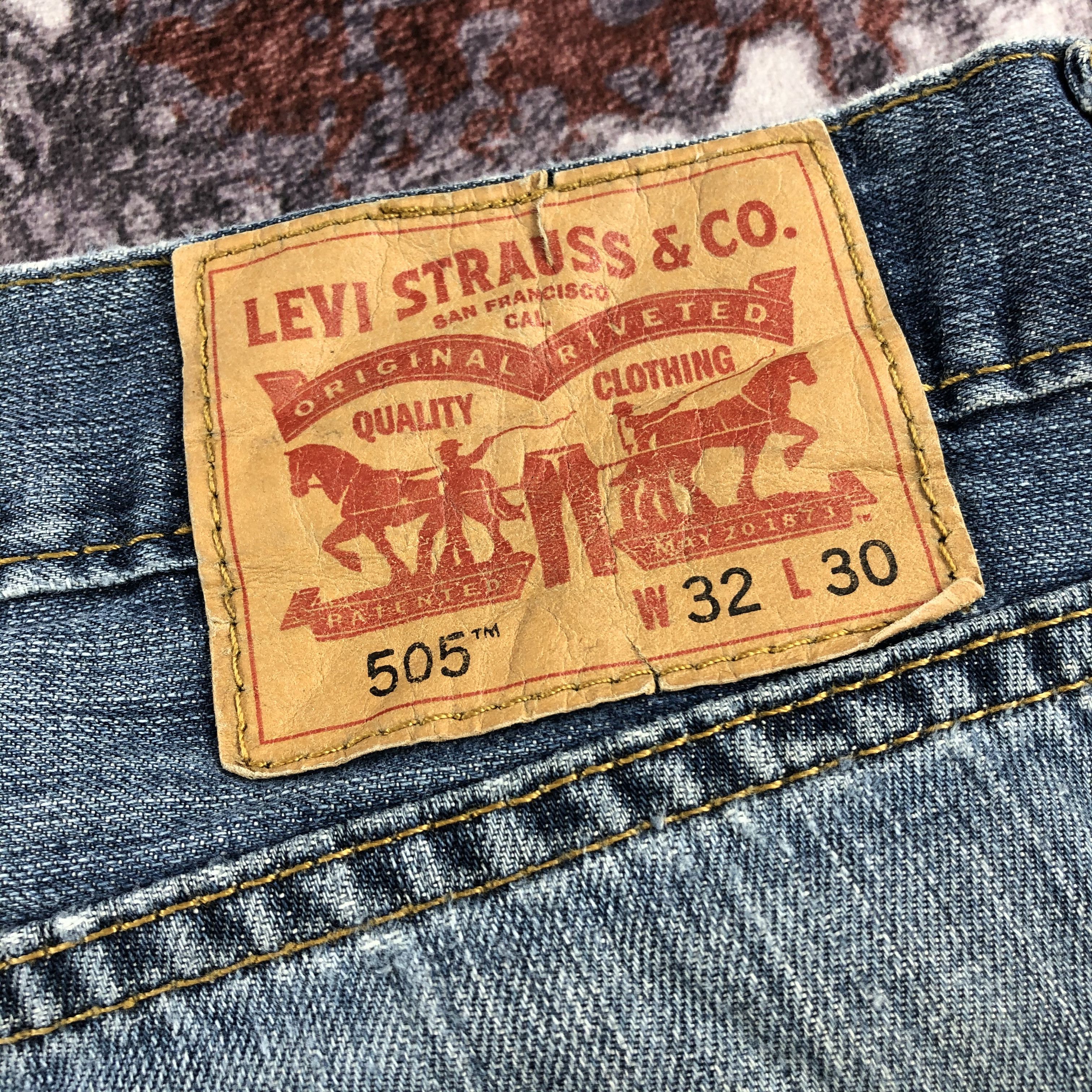 Levi's × Vintage Vintage Blue Wash Levis 505 Jeans-JM2619 Size US 34 / EU 50 - 6 Thumbnail