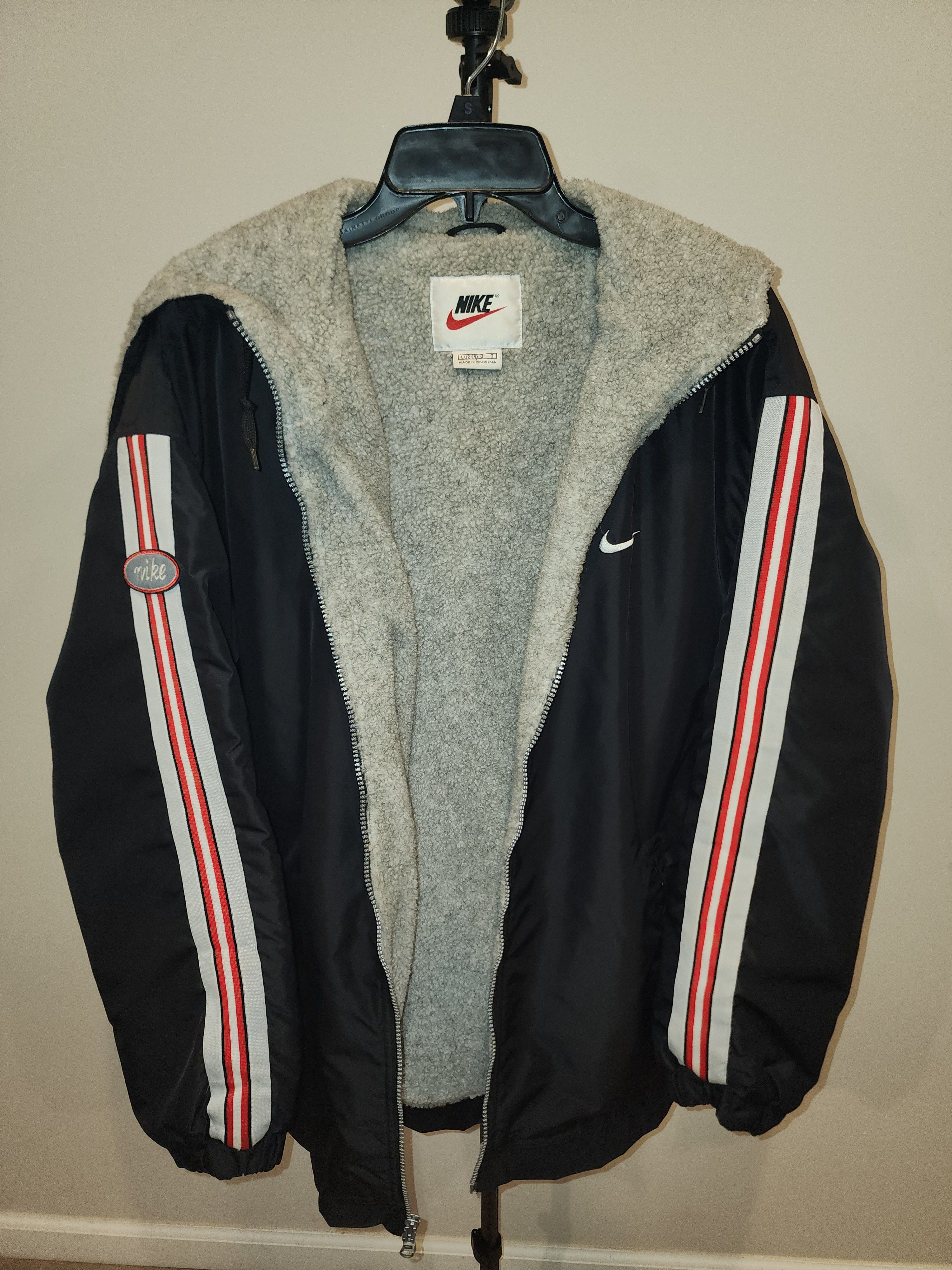 Nike 90s Nike Black zip up jacket Size US L / EU 52-54 / 3 - 3 Thumbnail