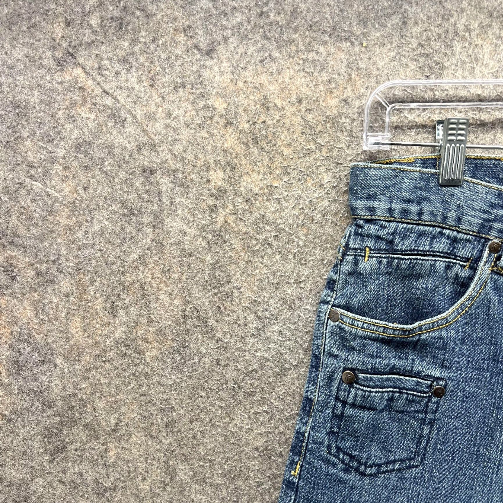 Karl Kani VINTAGE Karl Kani Jeans Mens 32x33 Blue Relaxed Straight Denim Hip Hop Y2K NEW Straight Jeans Mens Regular 32 33 Blue Hip Hop Theme Mens Jeans Size US 32 / EU 48 - 7 Thumbnail